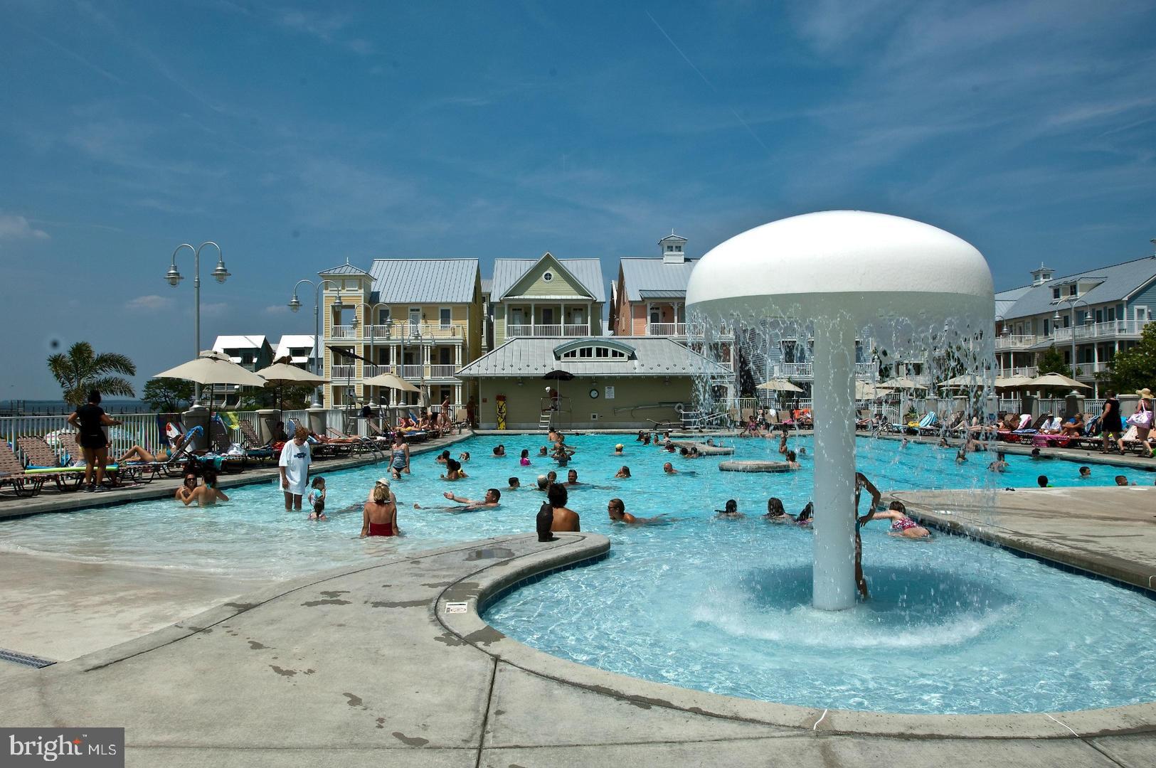 SUNSET ISLAND - Residential