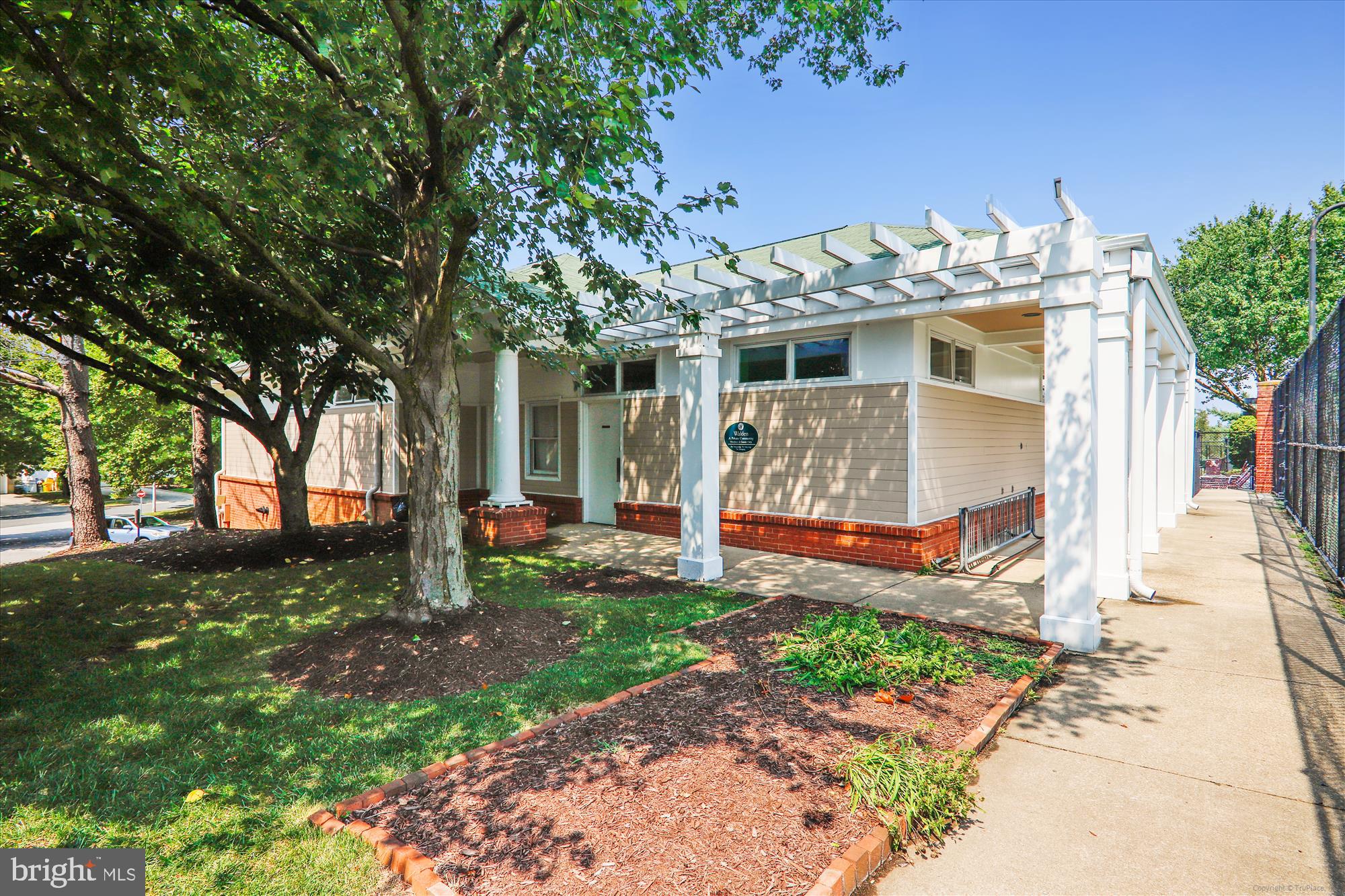 WALDEN - Residential