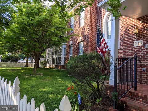 213 WATKINS POND BOULEVARD ROCKVILLE MD 20850