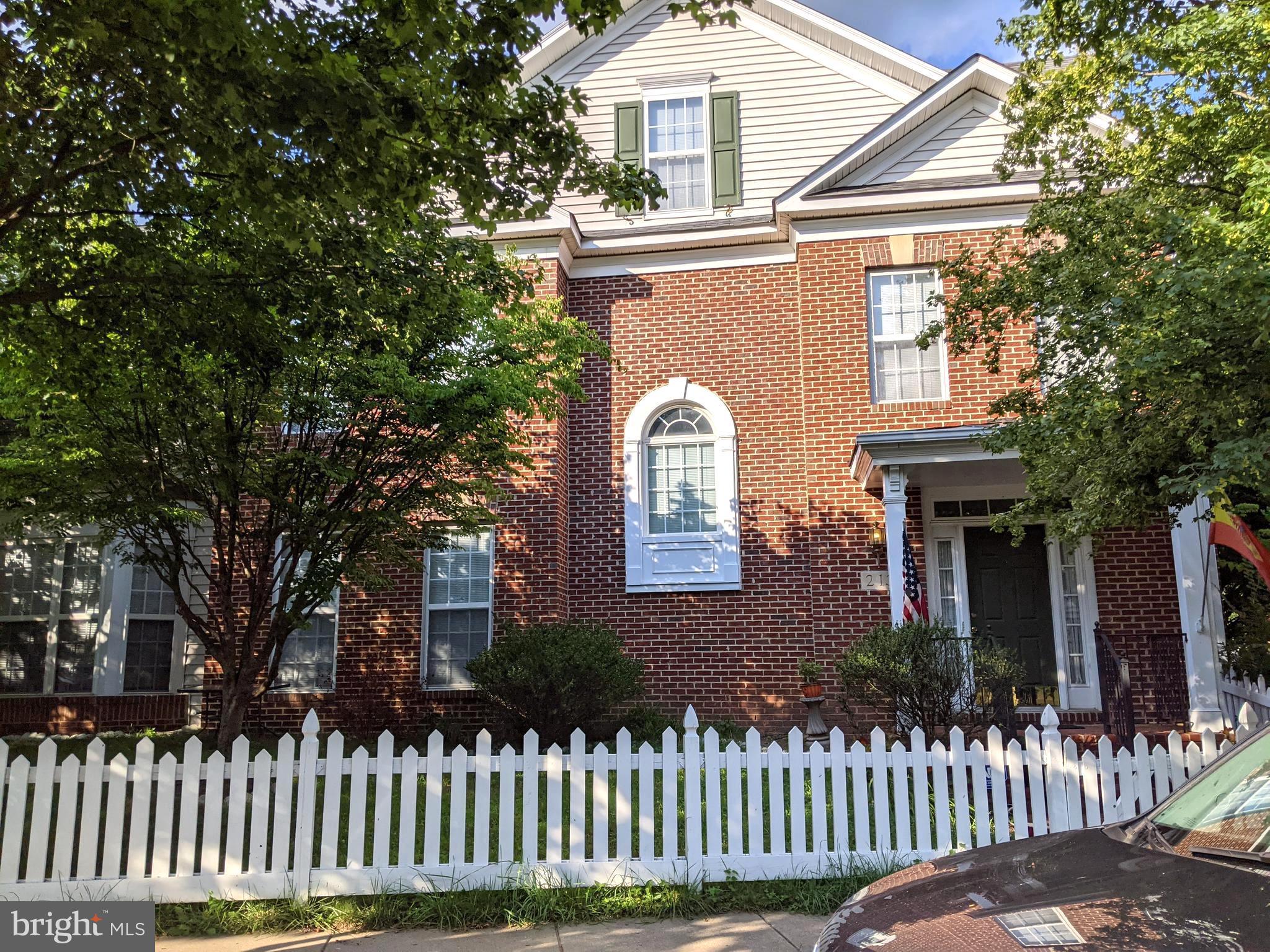 213 WATKINS POND BOULEVARD