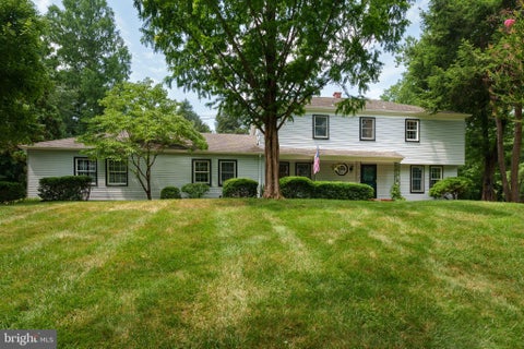 Homes For Sale - 30 Montgomery Avenue<br/> Somerset County, ROCKY HILL, NJ 08553