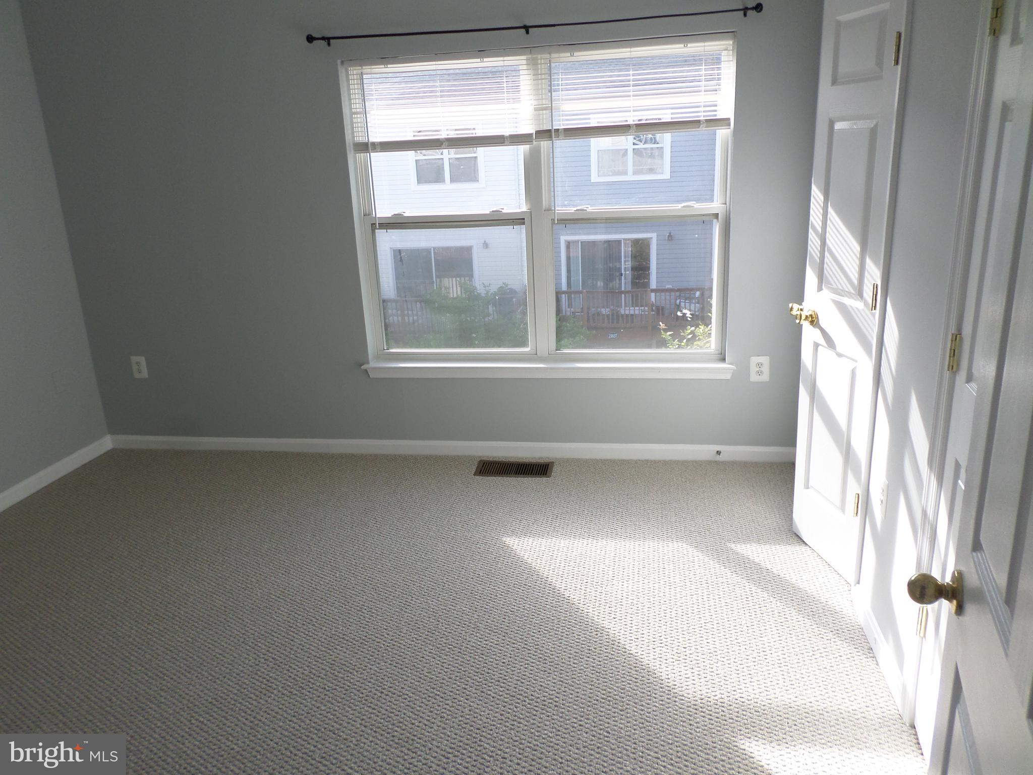 PARKSIDE AT ASHBURN - Residential Lease