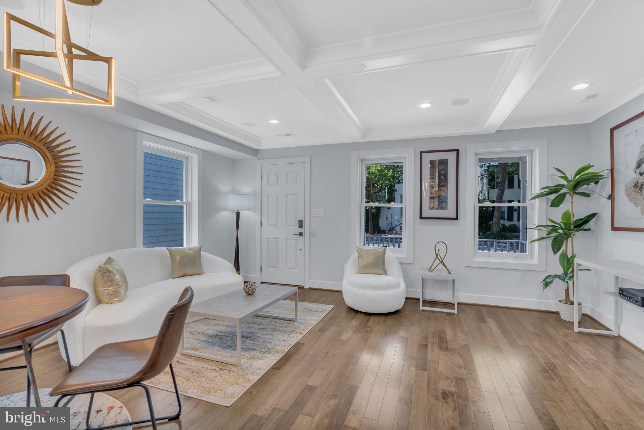 ALEXANDRIA - Residential