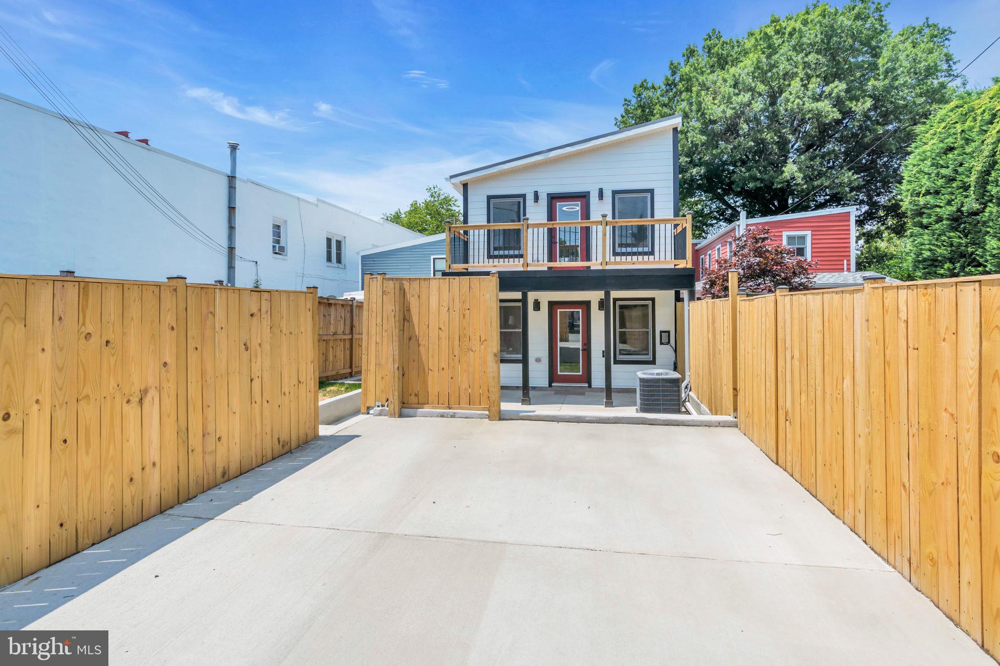 ALEXANDRIA - Residential