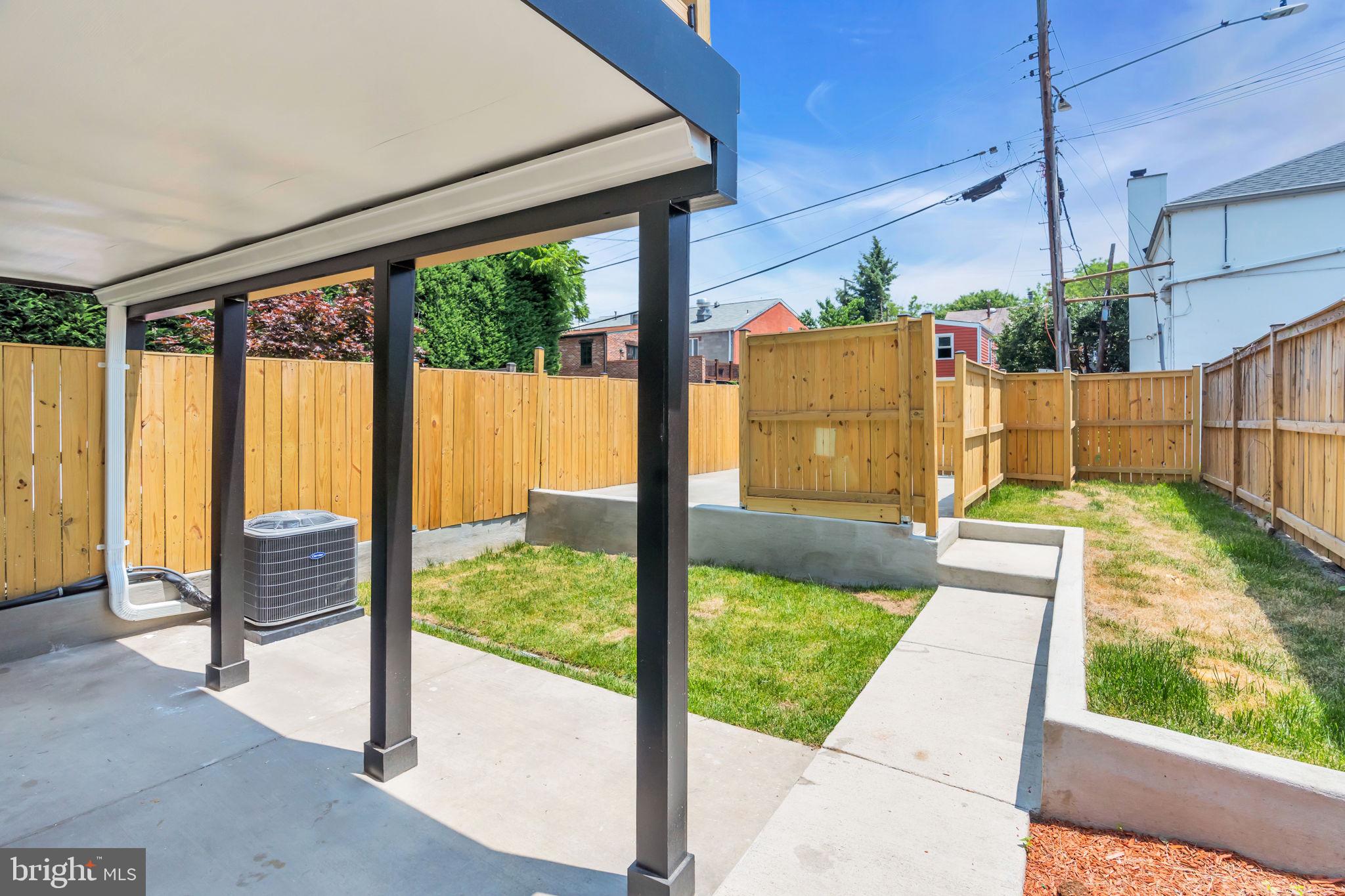 ALEXANDRIA - Residential