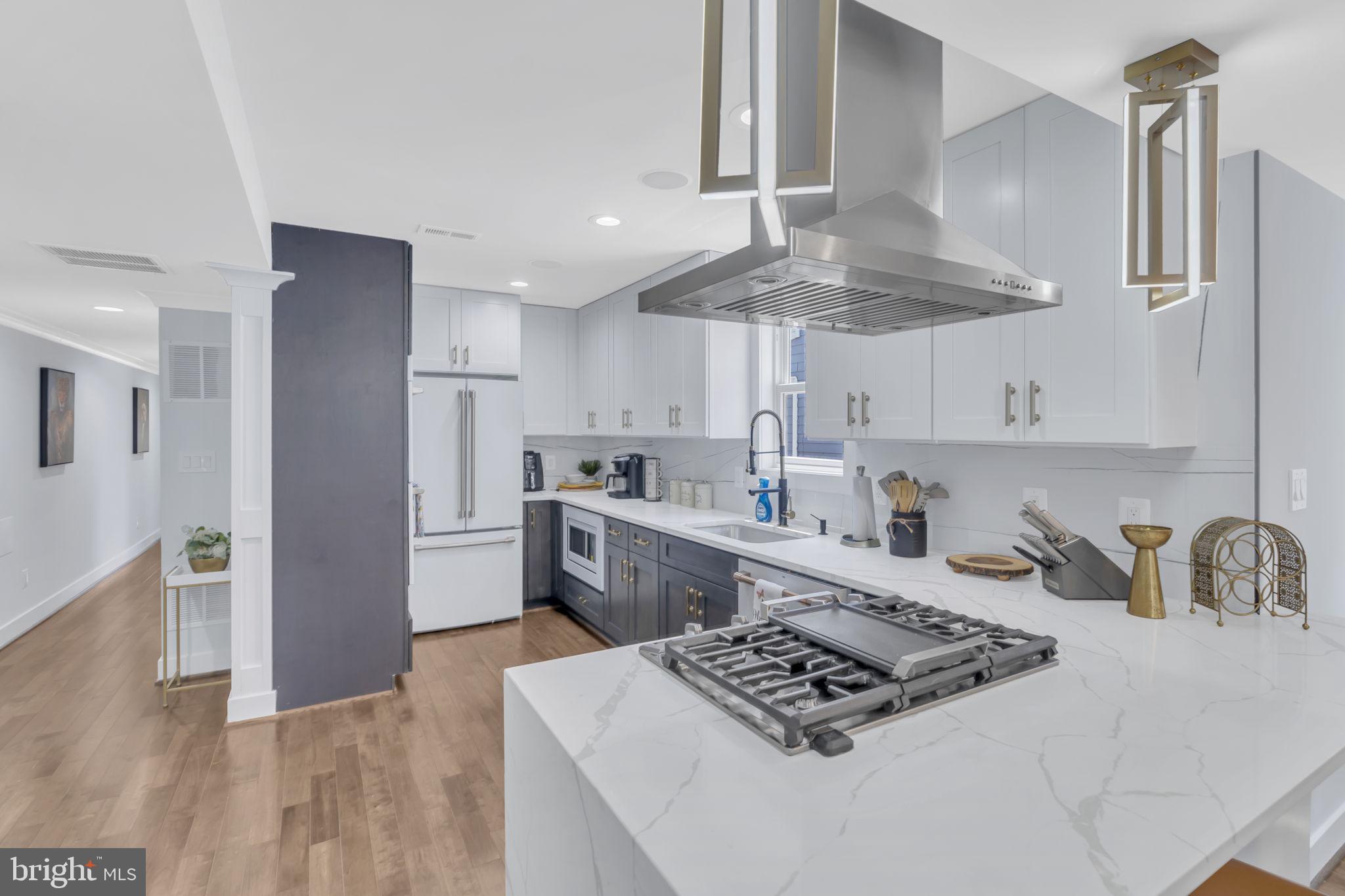 ALEXANDRIA - Residential