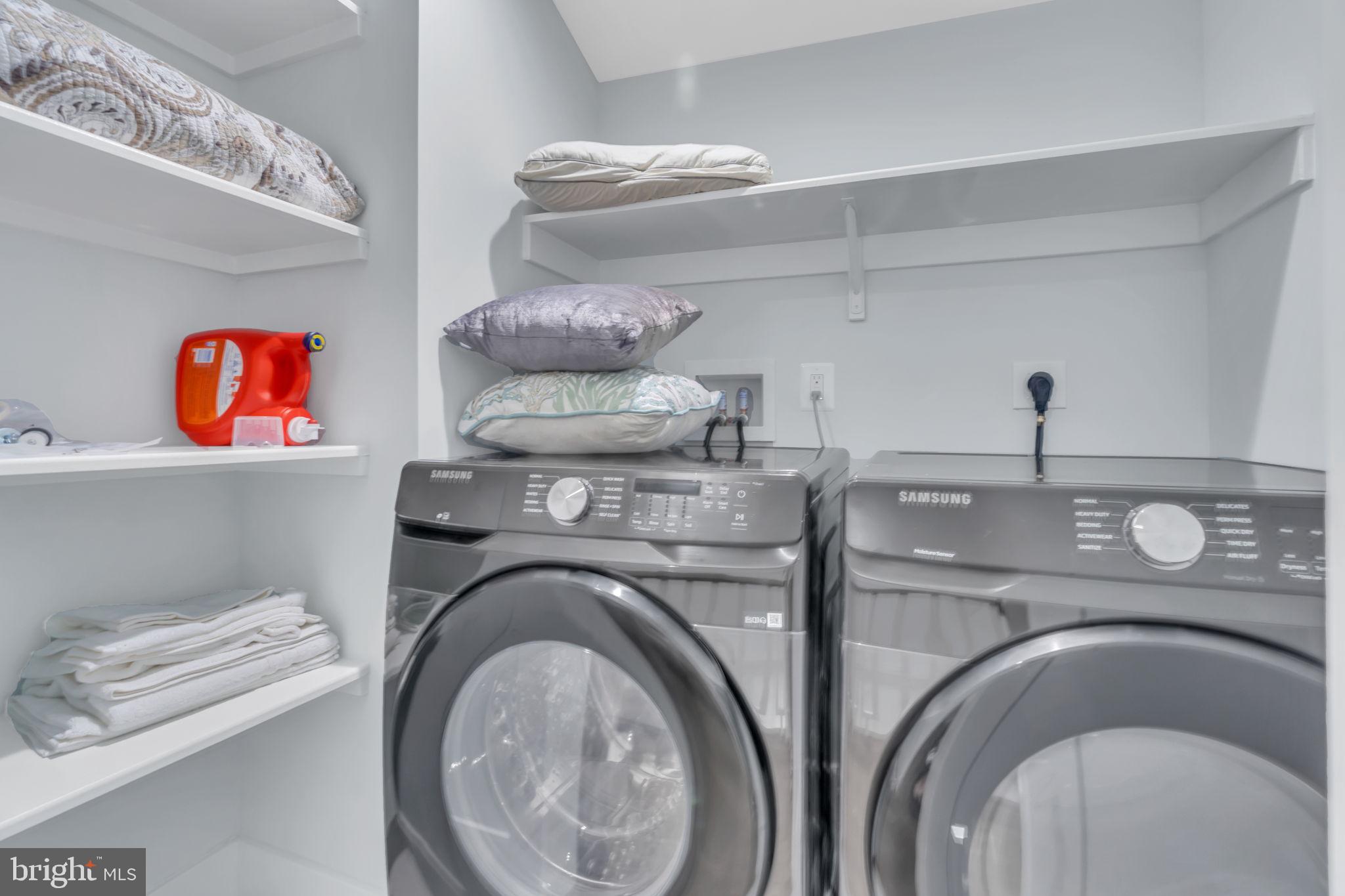 ALEXANDRIA - Residential