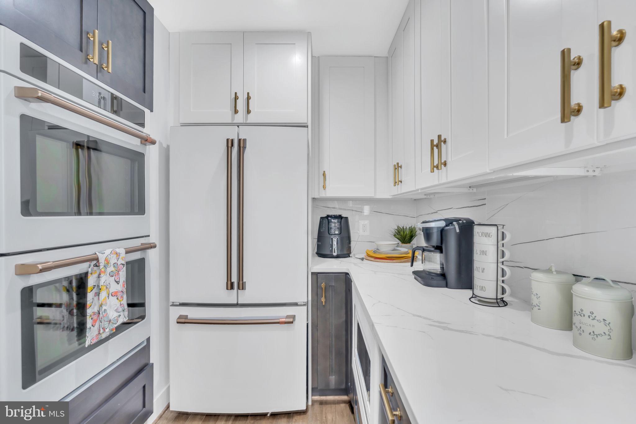 ALEXANDRIA - Residential