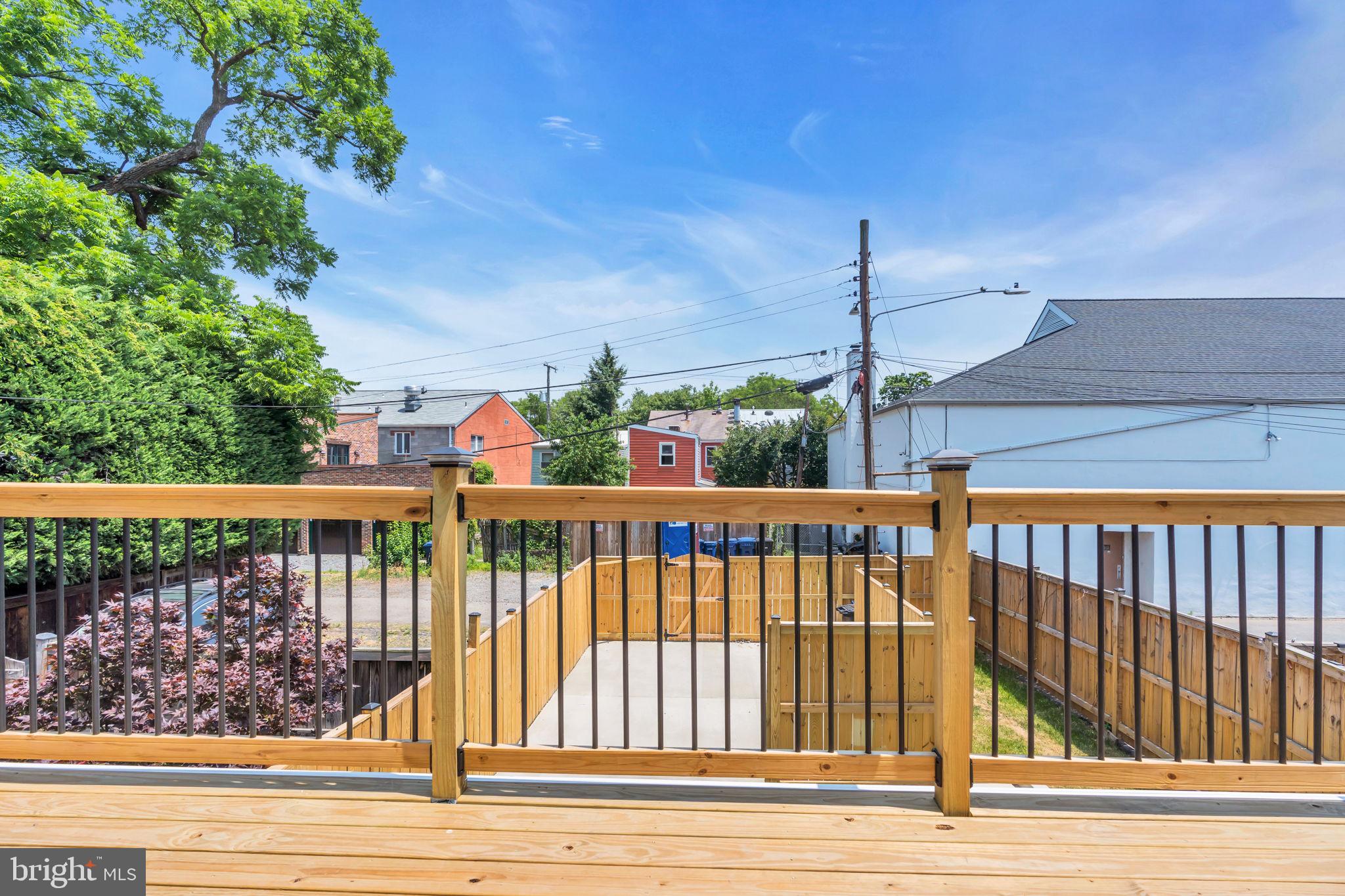 ALEXANDRIA - Residential