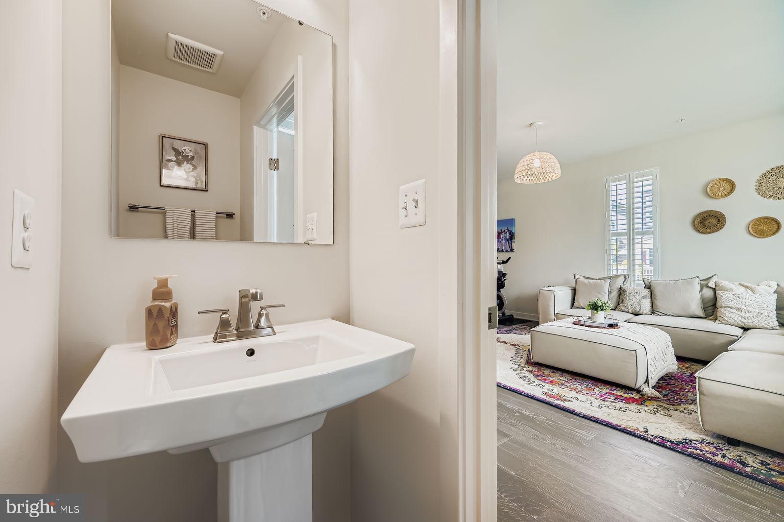 GREENLEIGH AT CROSSROADS - Residential