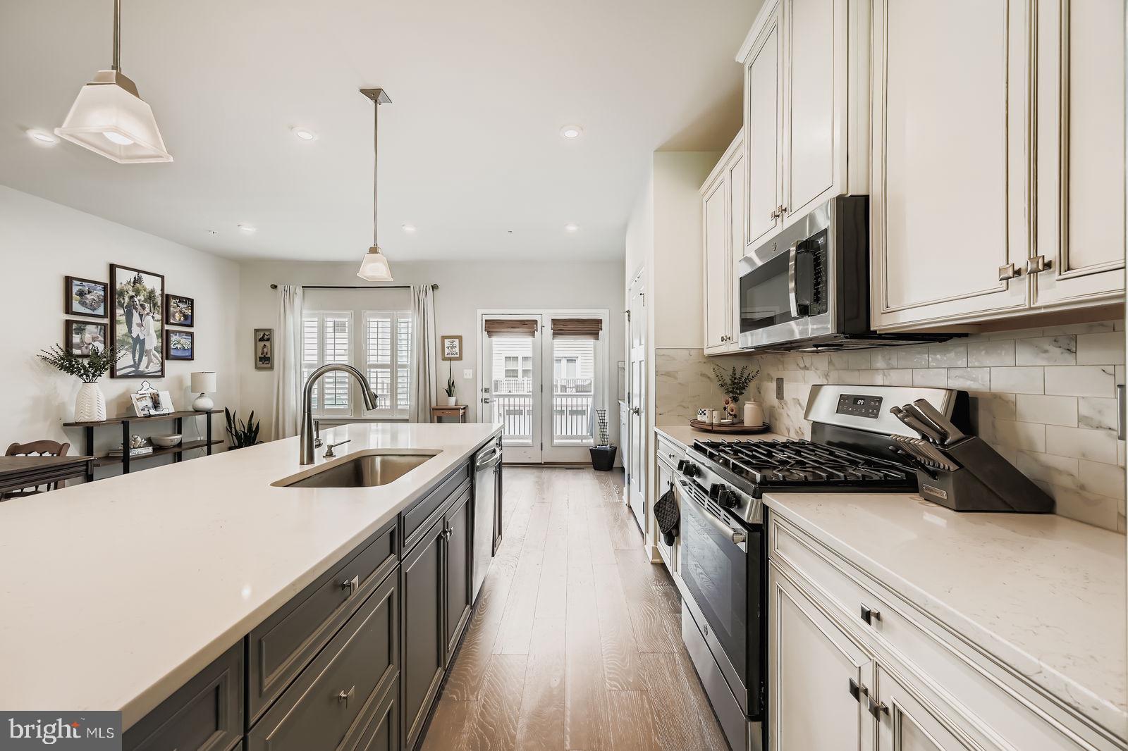 GREENLEIGH AT CROSSROADS - Residential