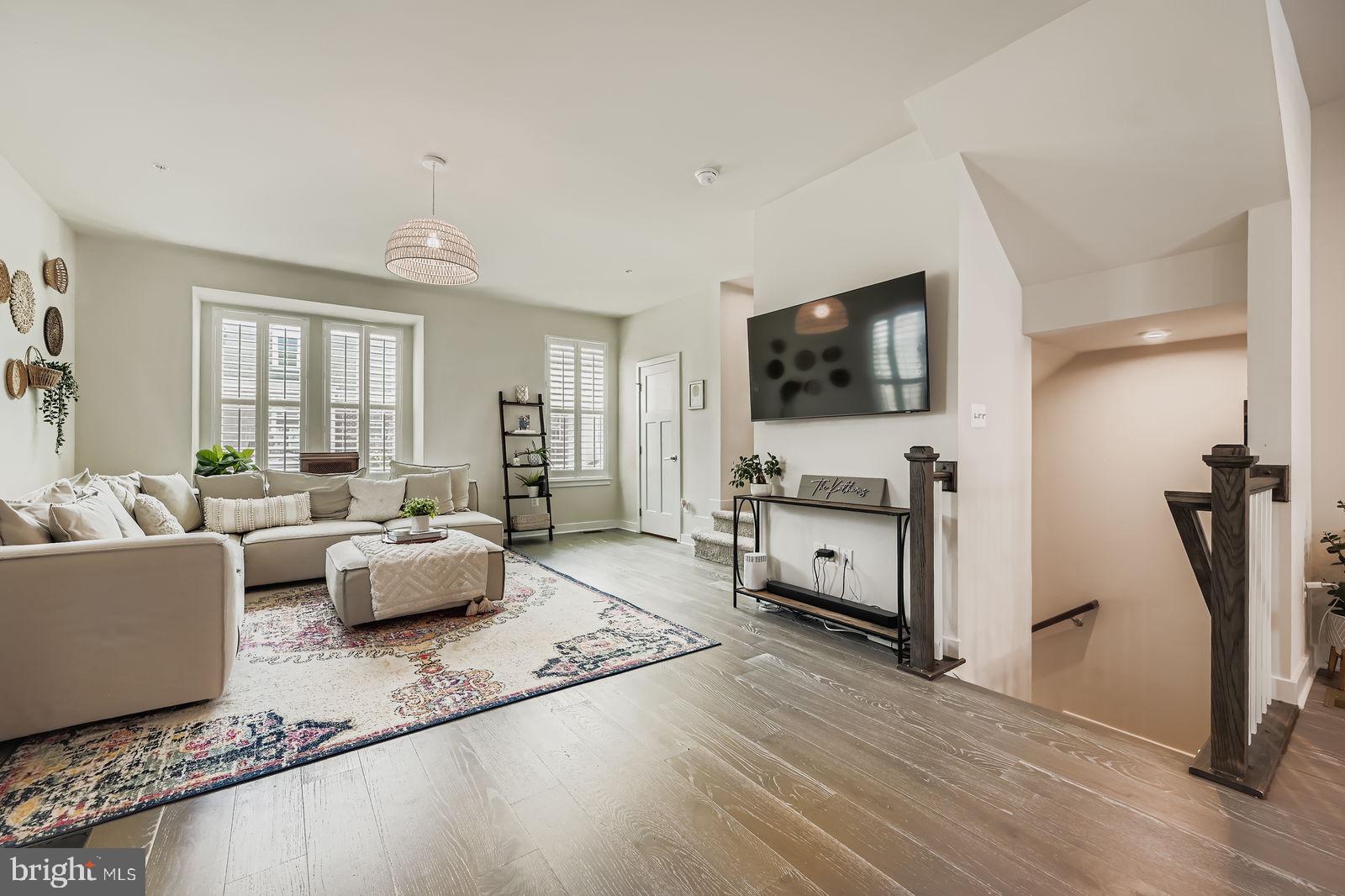 GREENLEIGH AT CROSSROADS - Residential