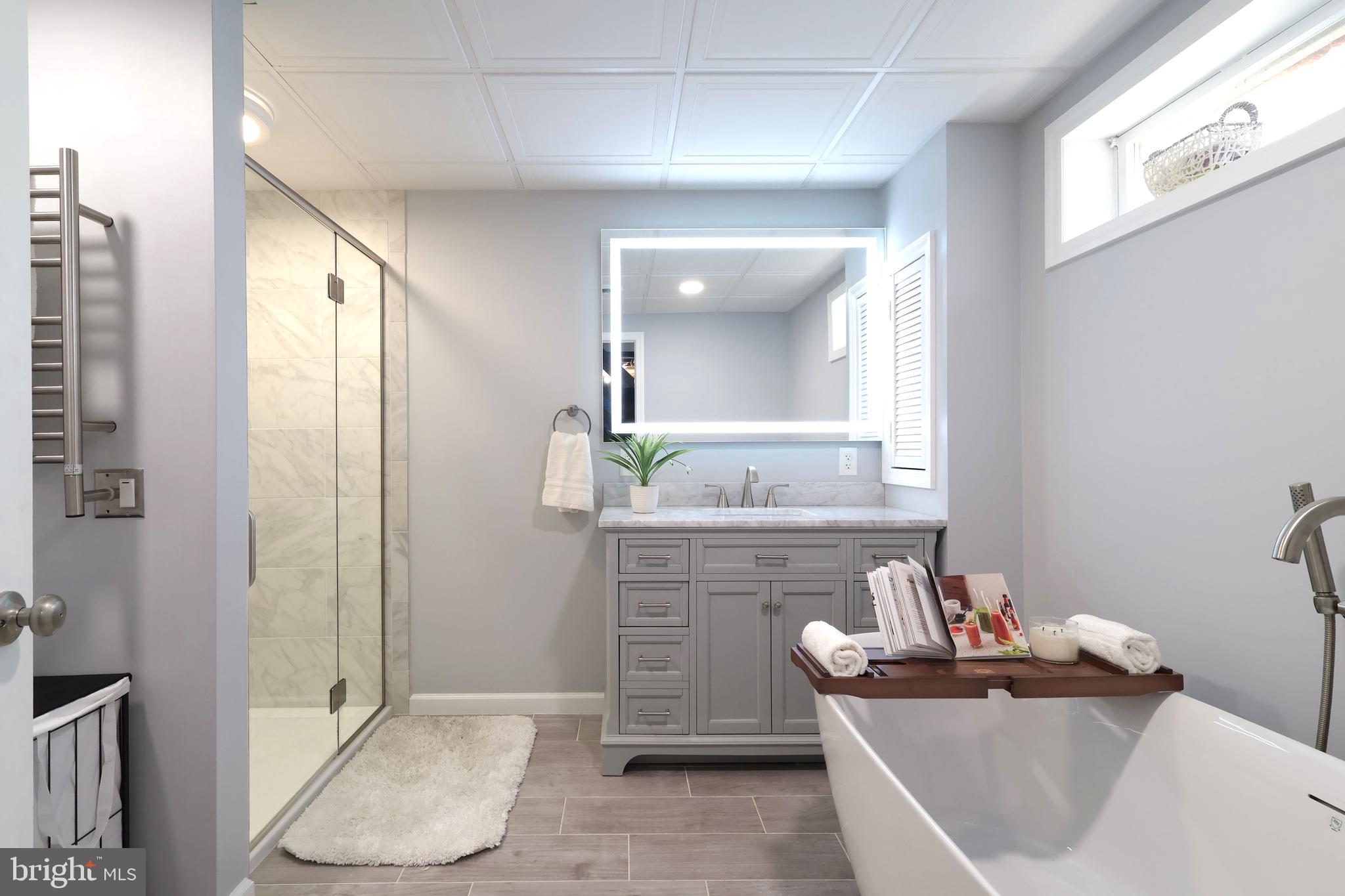 VALLEY VISTA - Residential