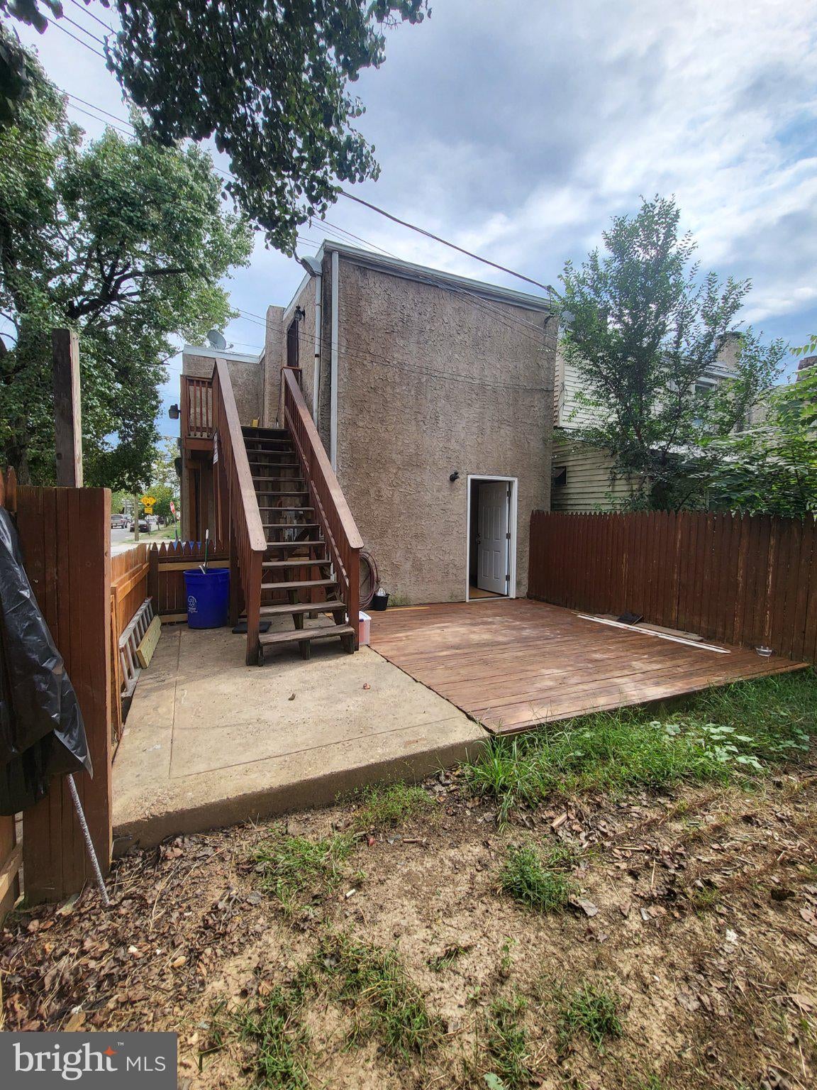 2100 W 6TH STREET