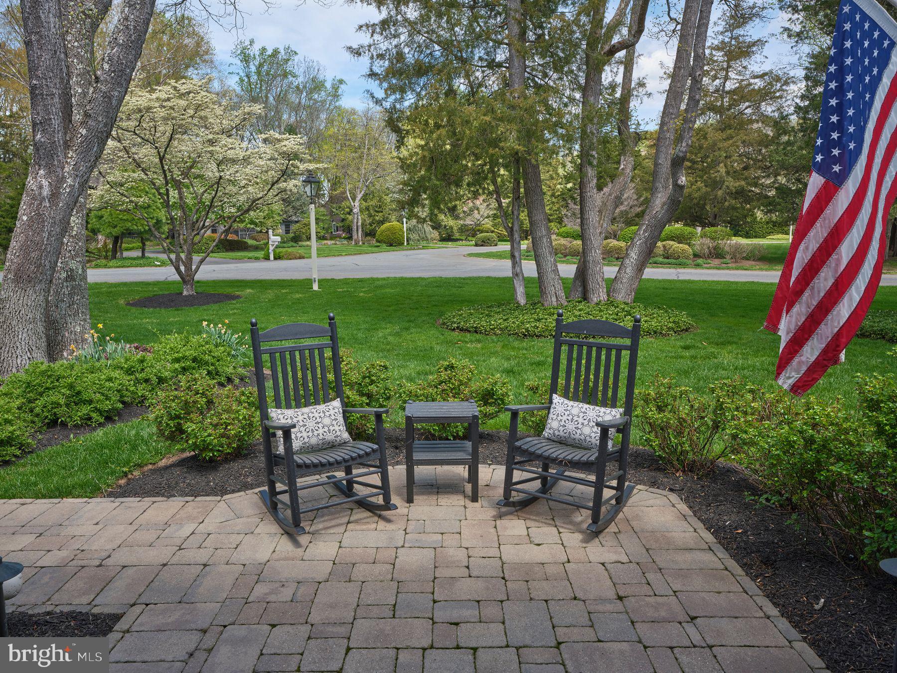 113 CEDAR GLEN DRIVE