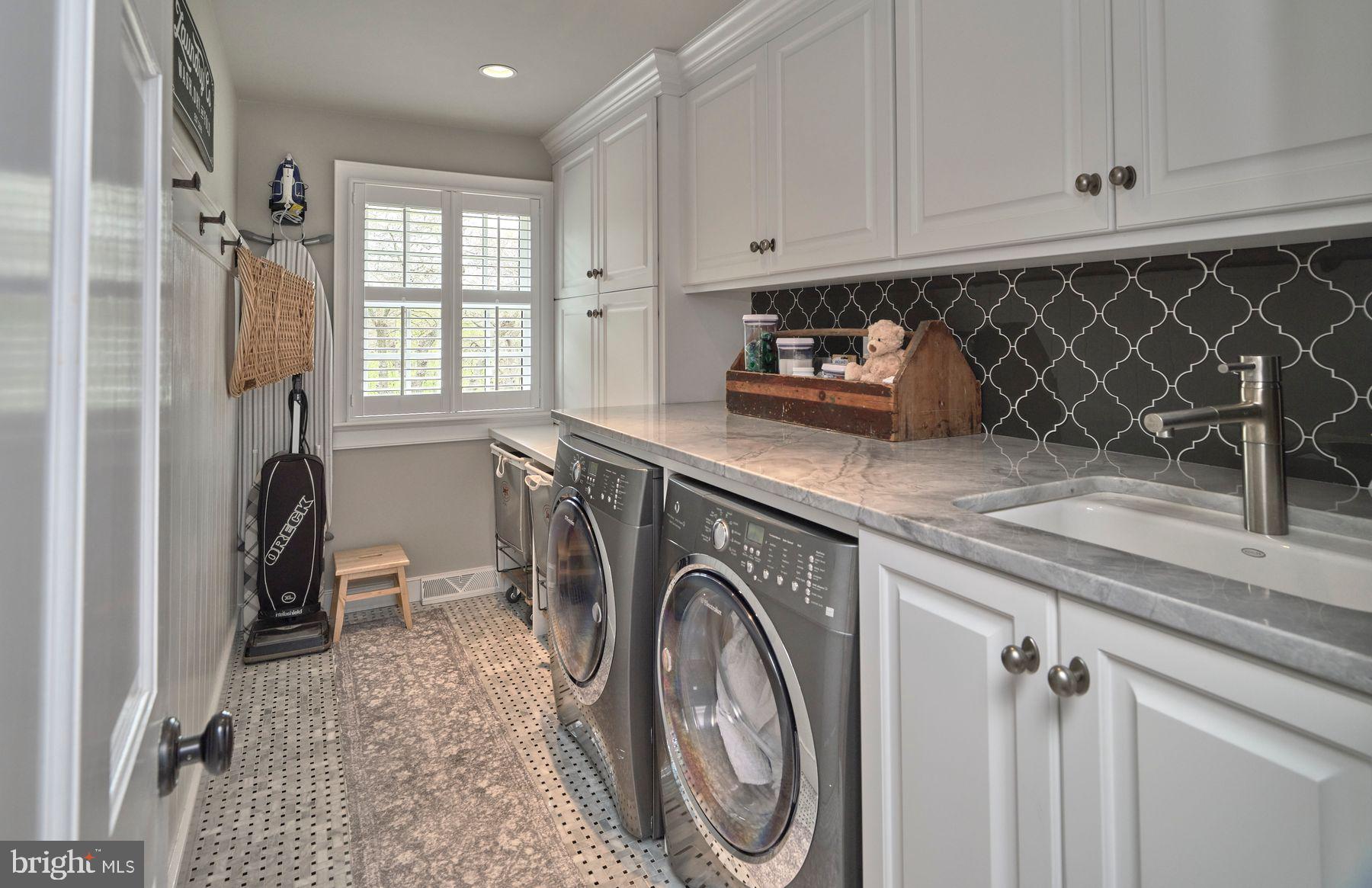 CEDAR GLEN - Residential