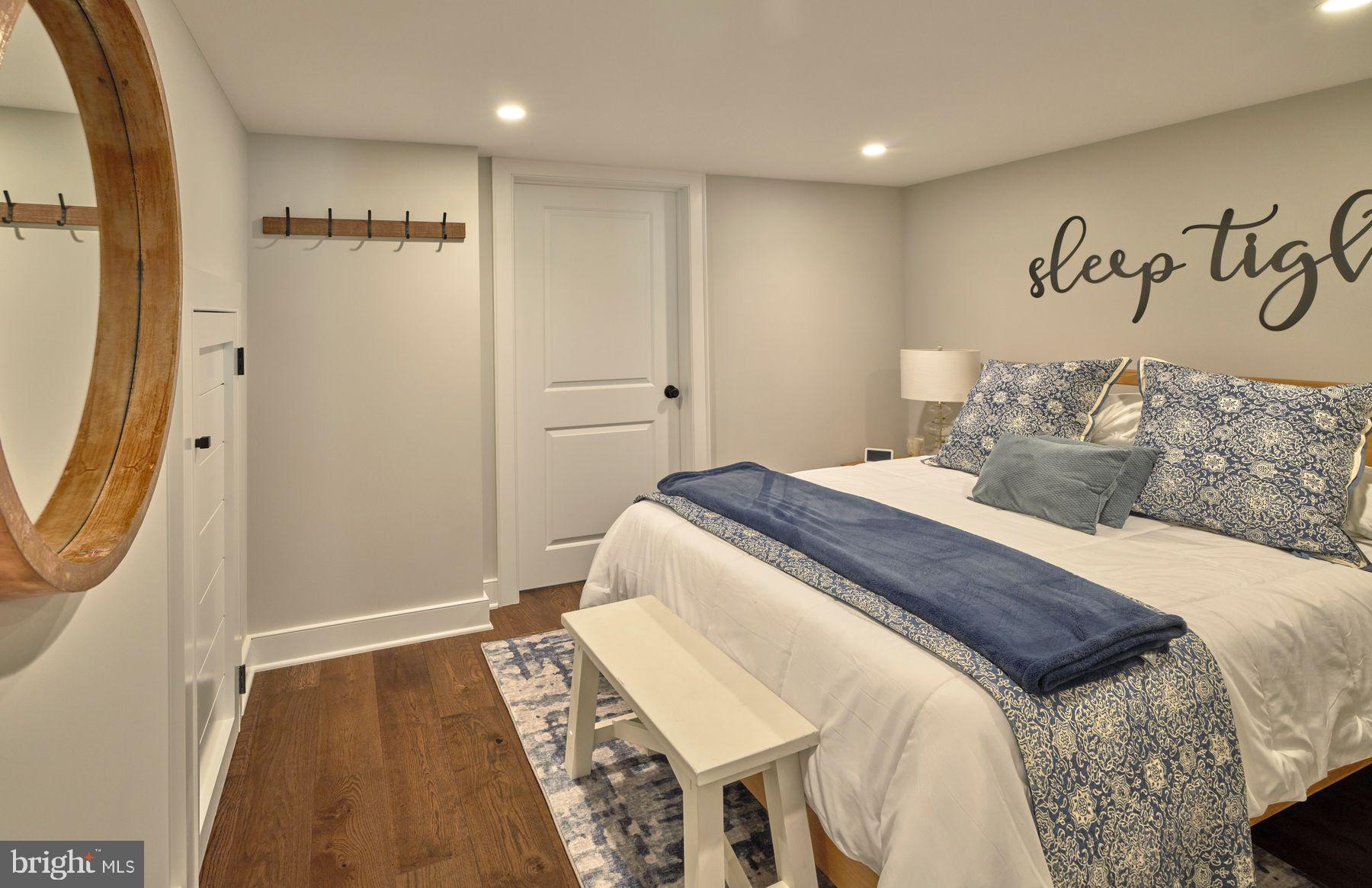 CEDAR GLEN - Residential