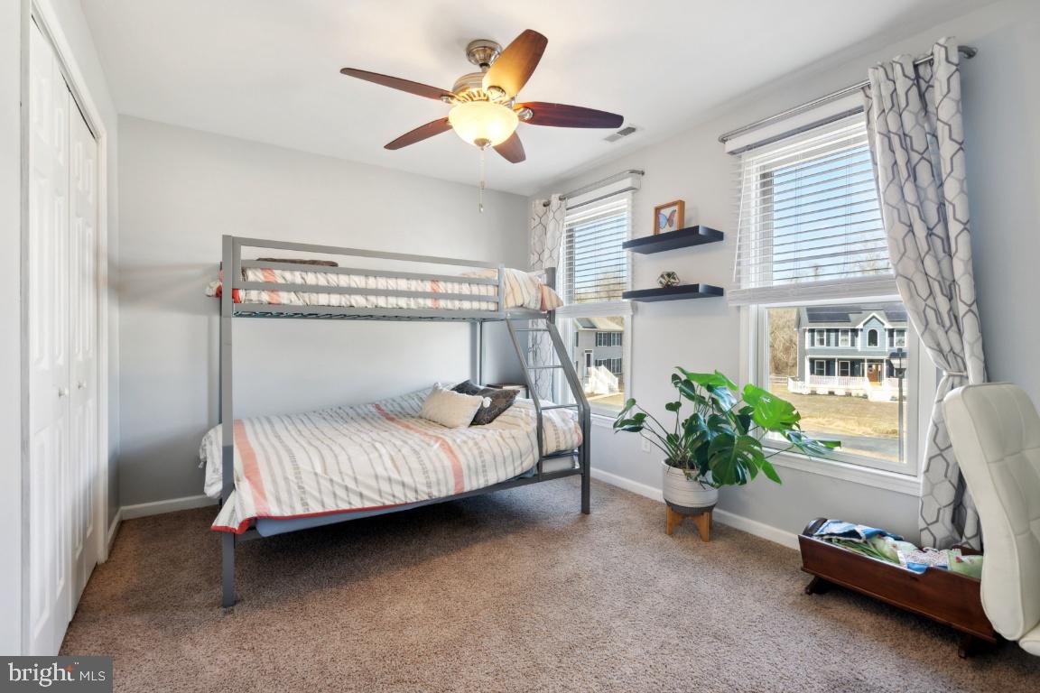 KENSINGTON COURTS - Residential