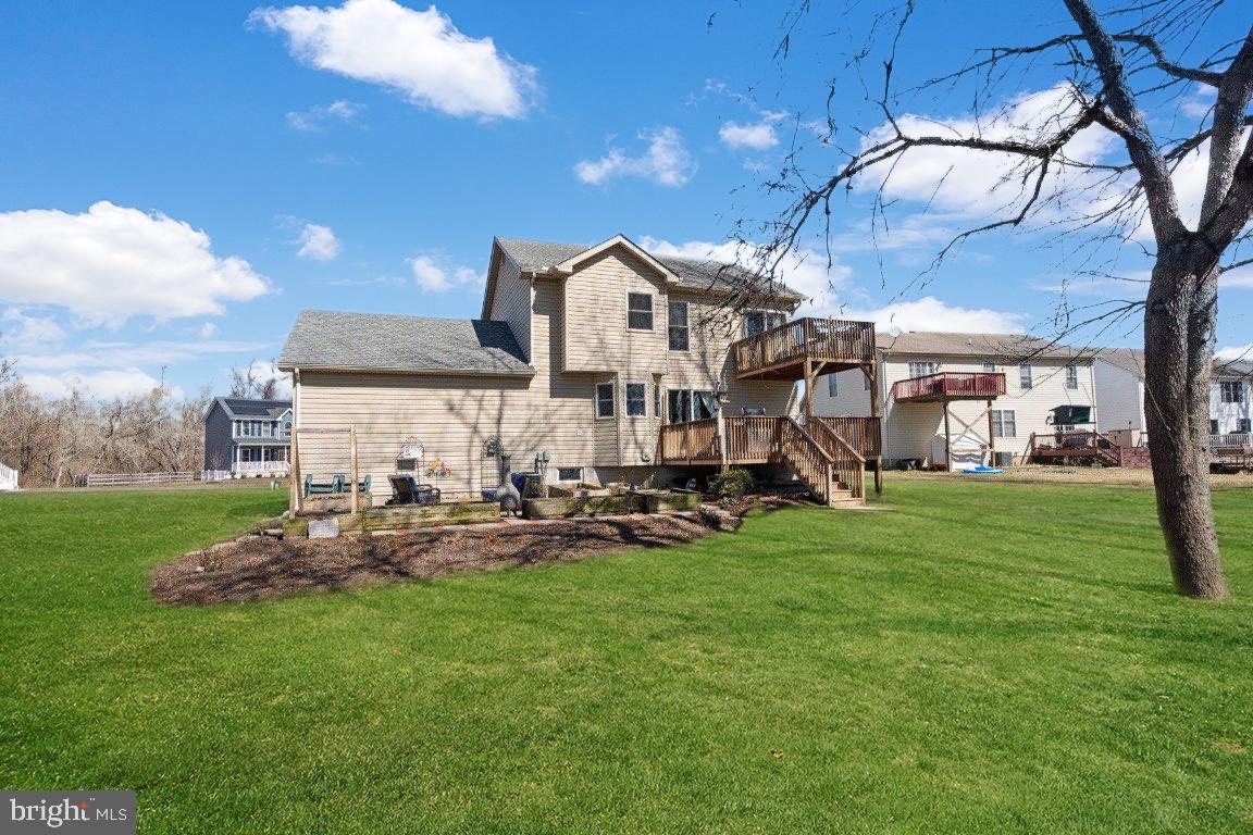 KENSINGTON COURTS - Residential