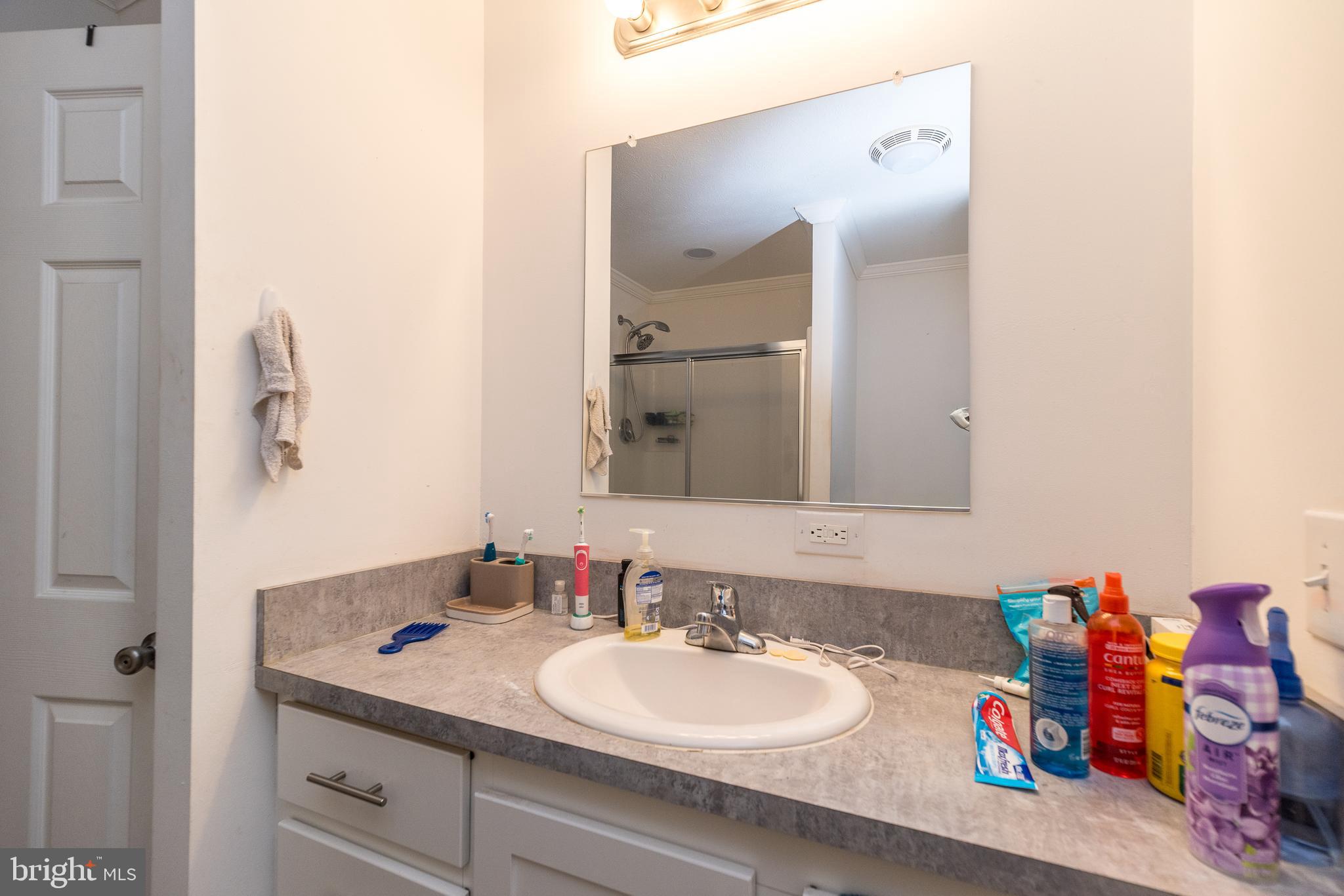 COLONIAL HERITAGE - Residential