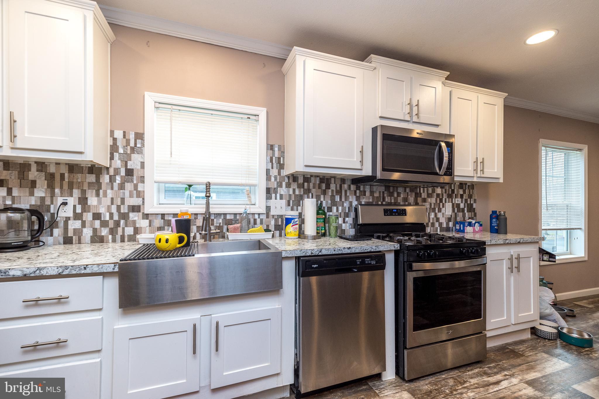 COLONIAL HERITAGE - Residential