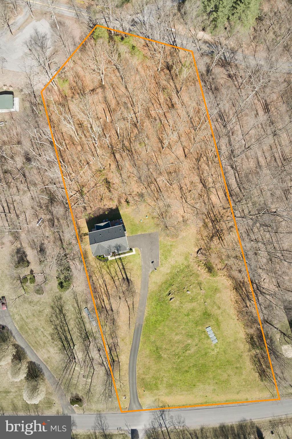 CHIMNEY HILL ESTATES - Residential