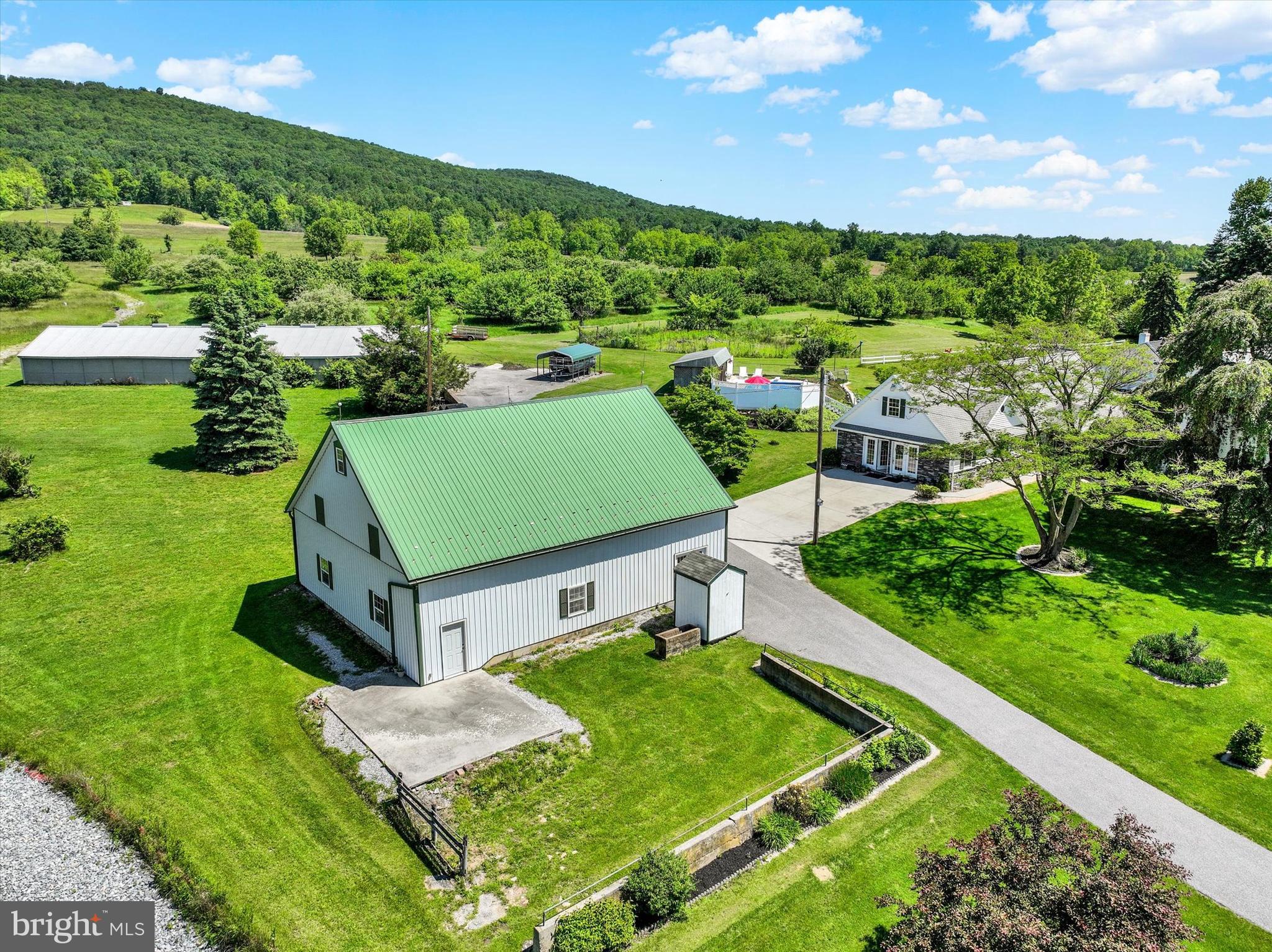 1150 S MOUNTAIN ROAD