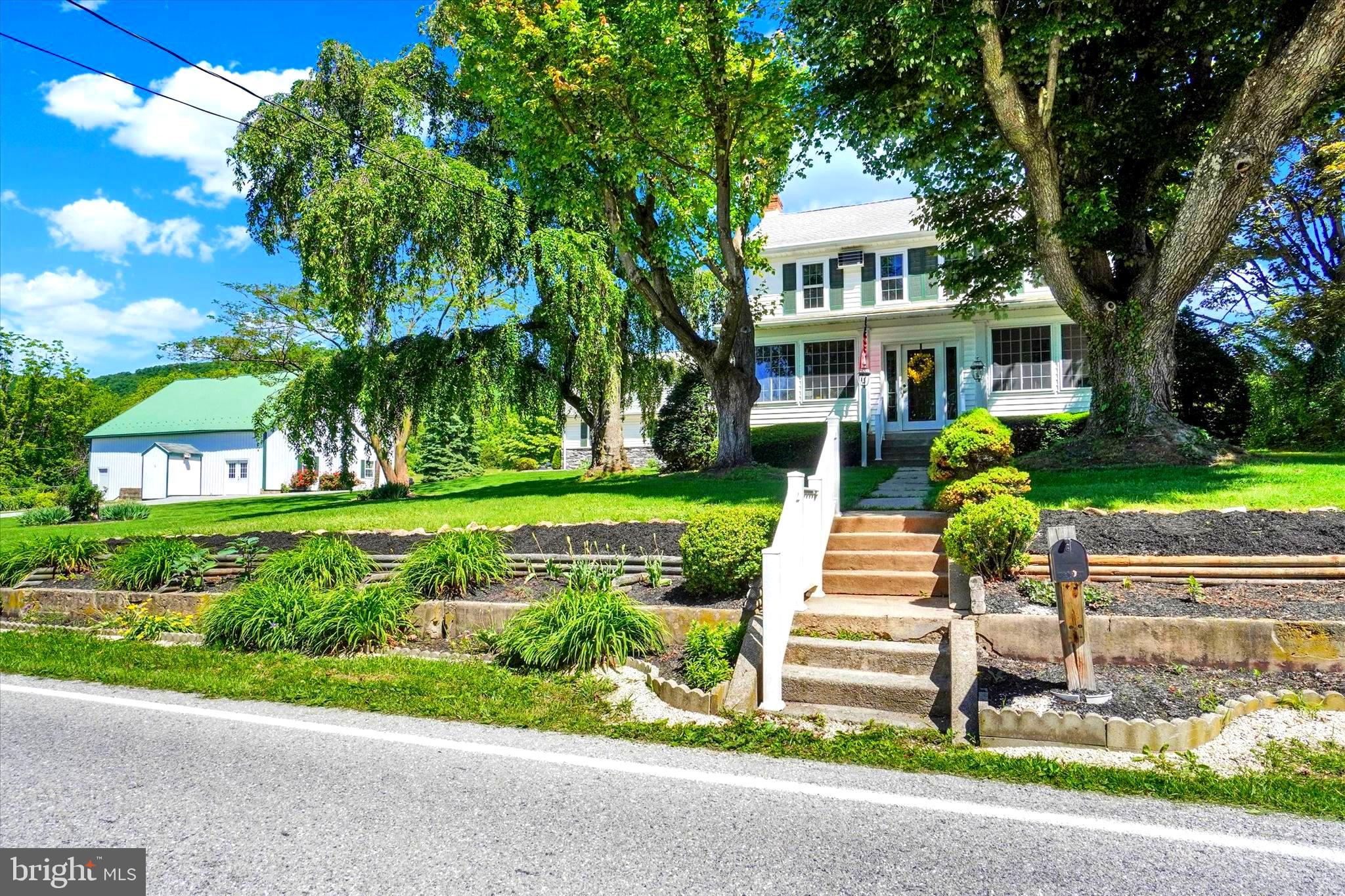 1150 S MOUNTAIN ROAD