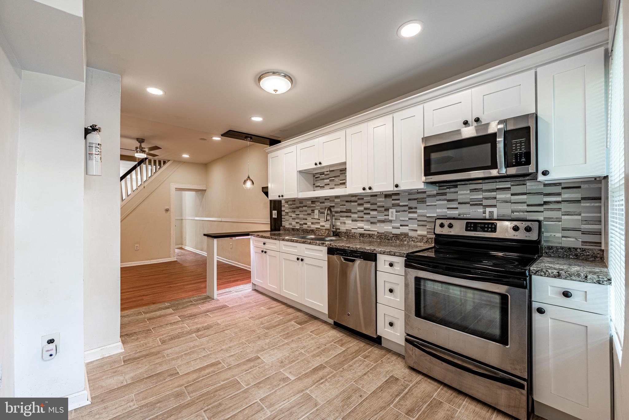 BROADWAY EAST - Residential