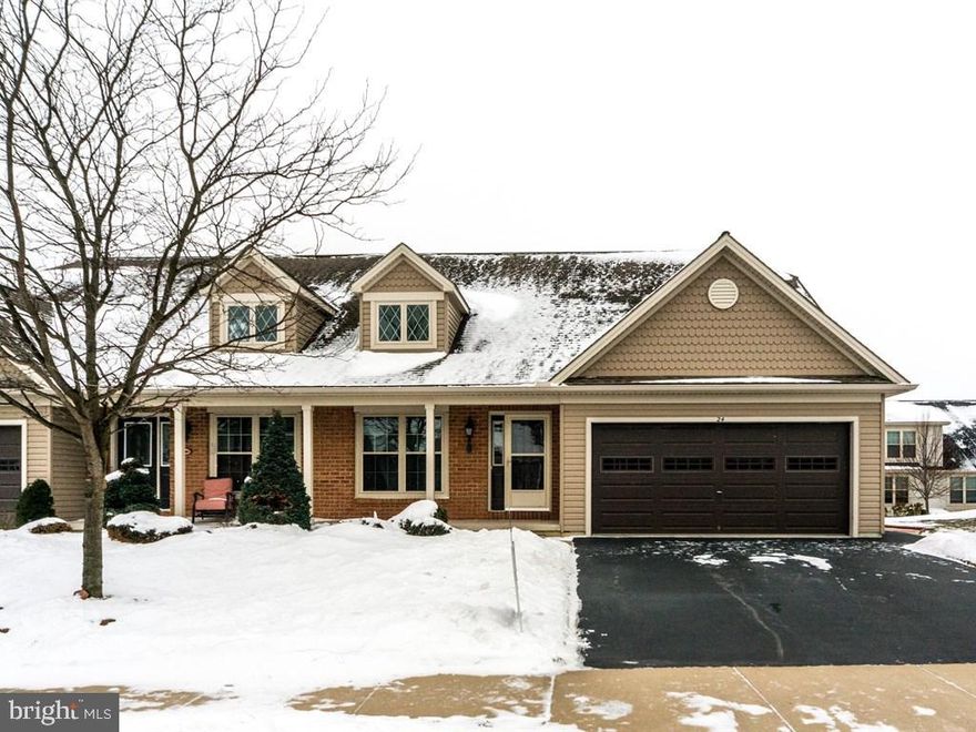 Like new home. Barely used condition. Featured a beautiful cherry eat-in kitchen, and first floor master bedroom suite. Large second floor bedrooms, a loft, vaulted ceilings, and economic heat and air. Gas option for dryer and oven range.