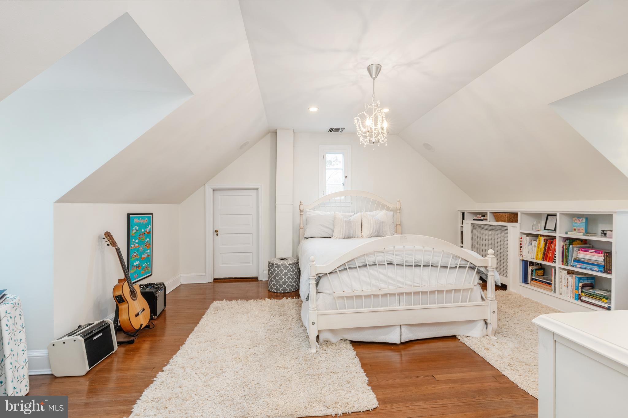 BRYN MAWR - Residential