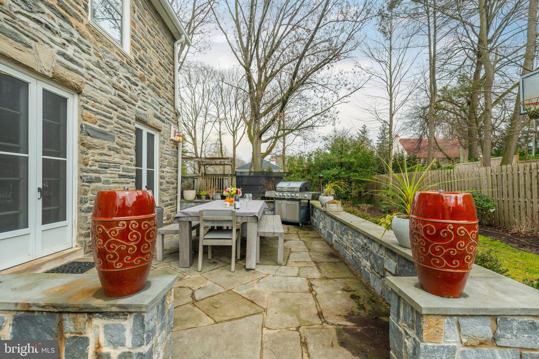 BRYN MAWR - Residential