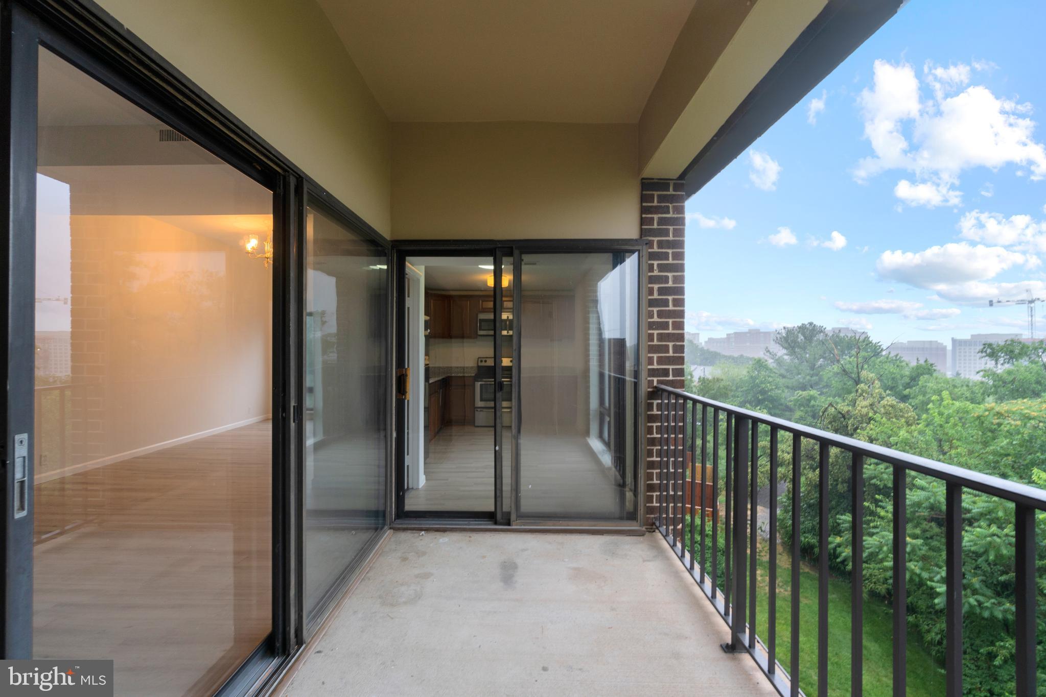 FORT ELLSWORTH - Residential