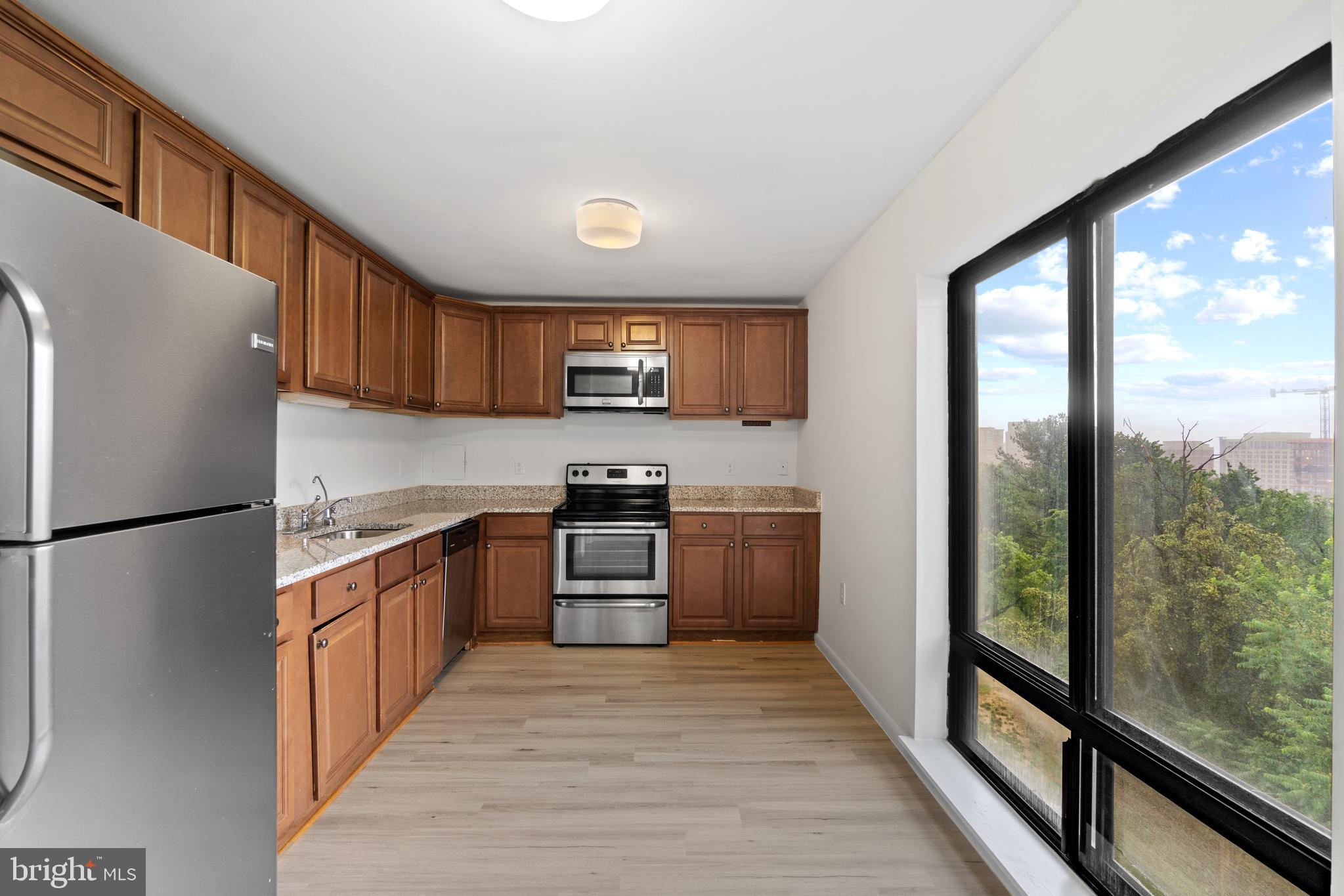 FORT ELLSWORTH - Residential