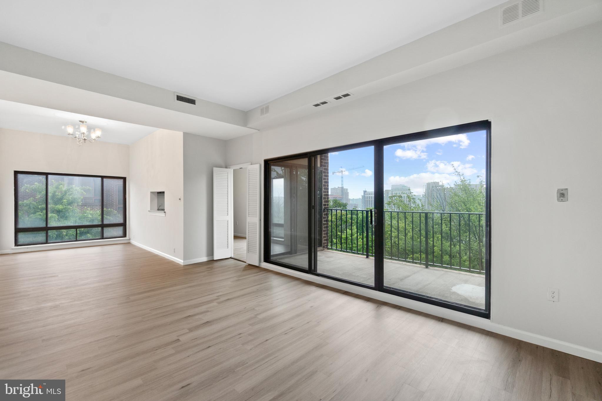 FORT ELLSWORTH - Residential