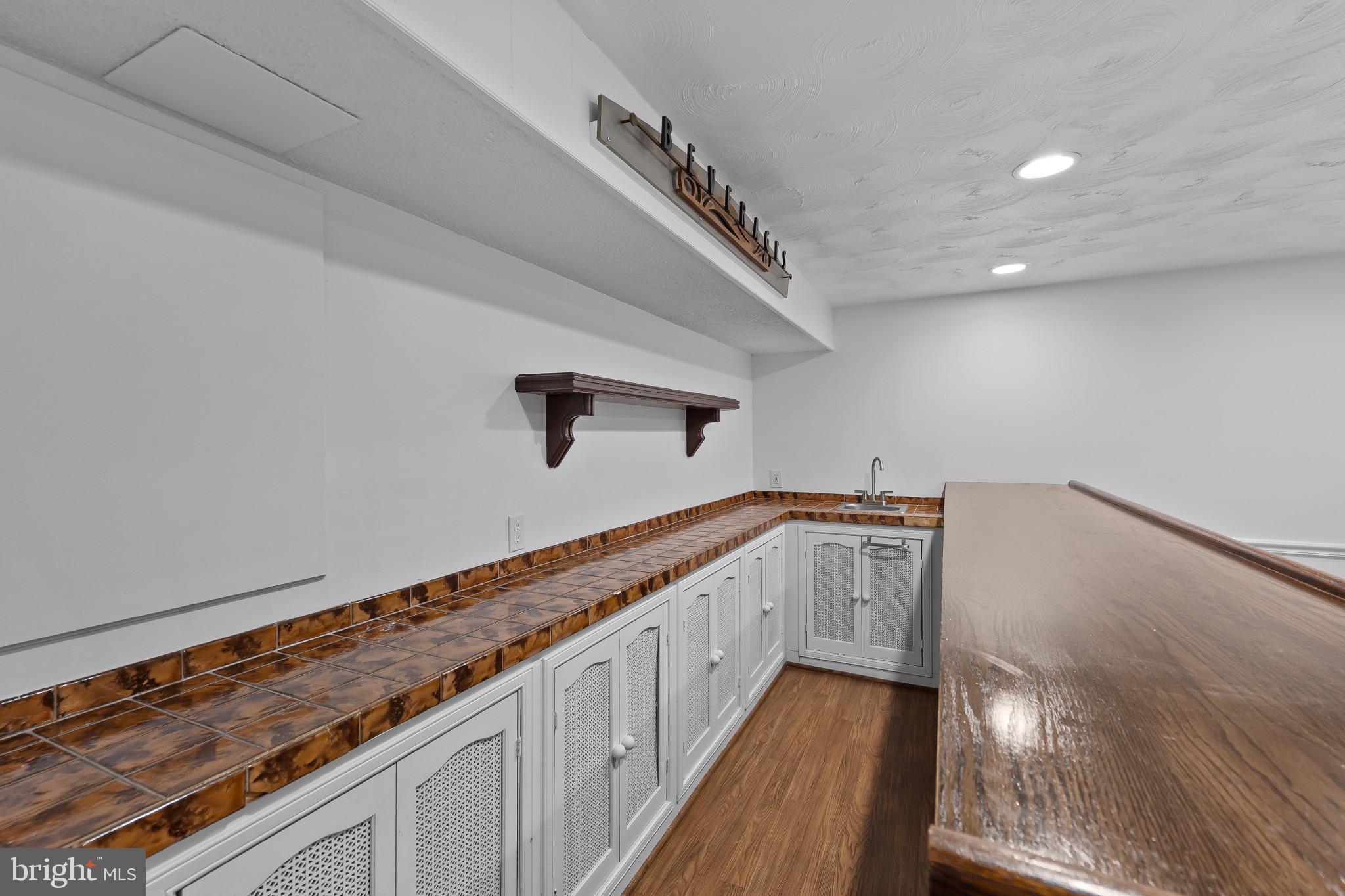 STONEGATE - Residential