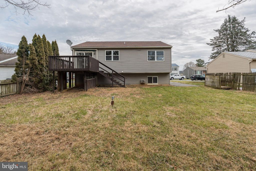 Photo of 140 PULTE RD, LANCASTER, PA 17601 (MLS # PALA2029598)
