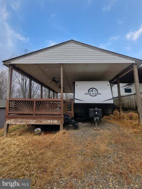 Vacant Land For Sale - BLOCK 69 LOT 31 Animal Road<br/> FALLING WATERS, WV 25419
