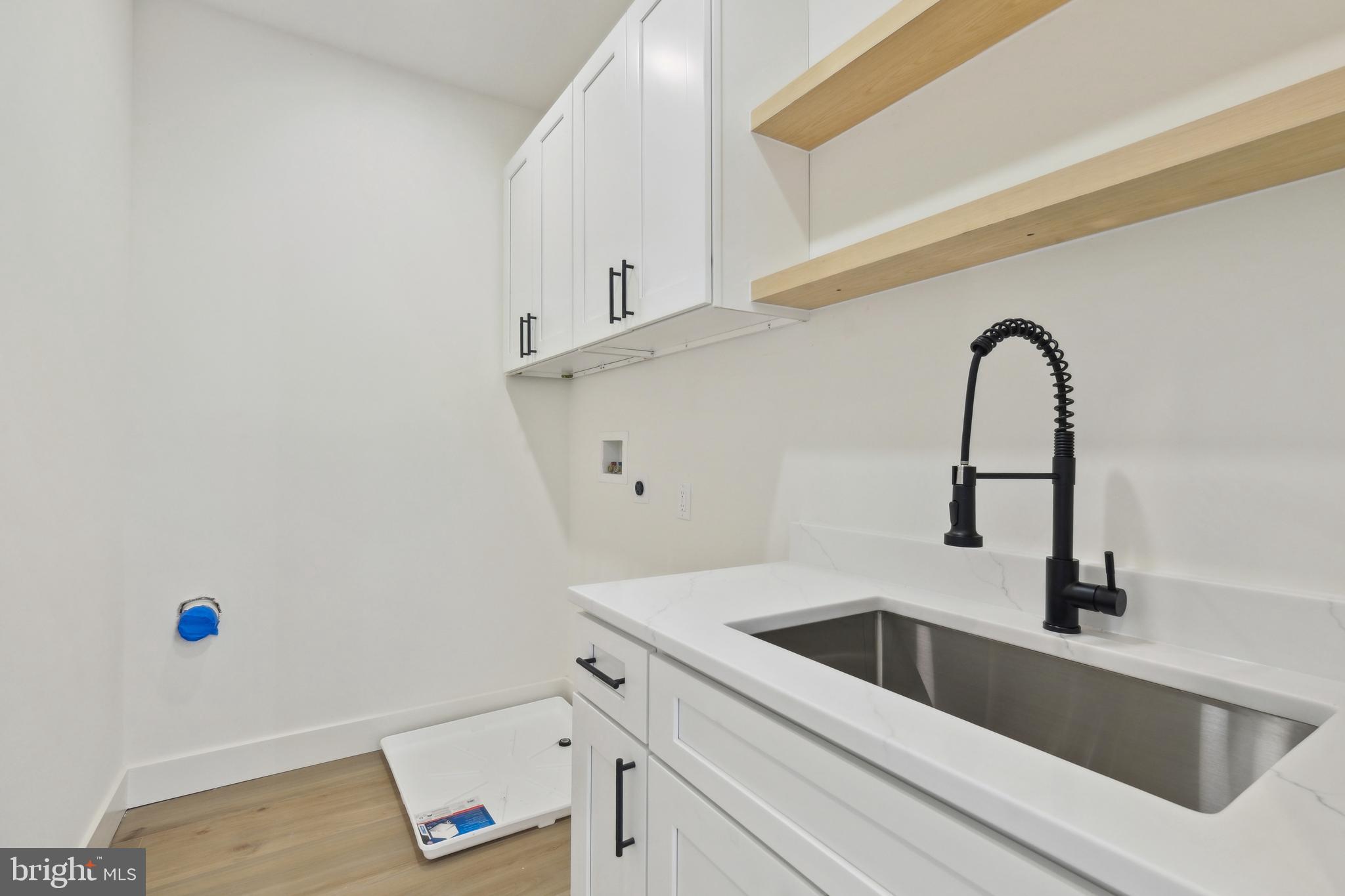 KENSINGTON TERRACE - Residential