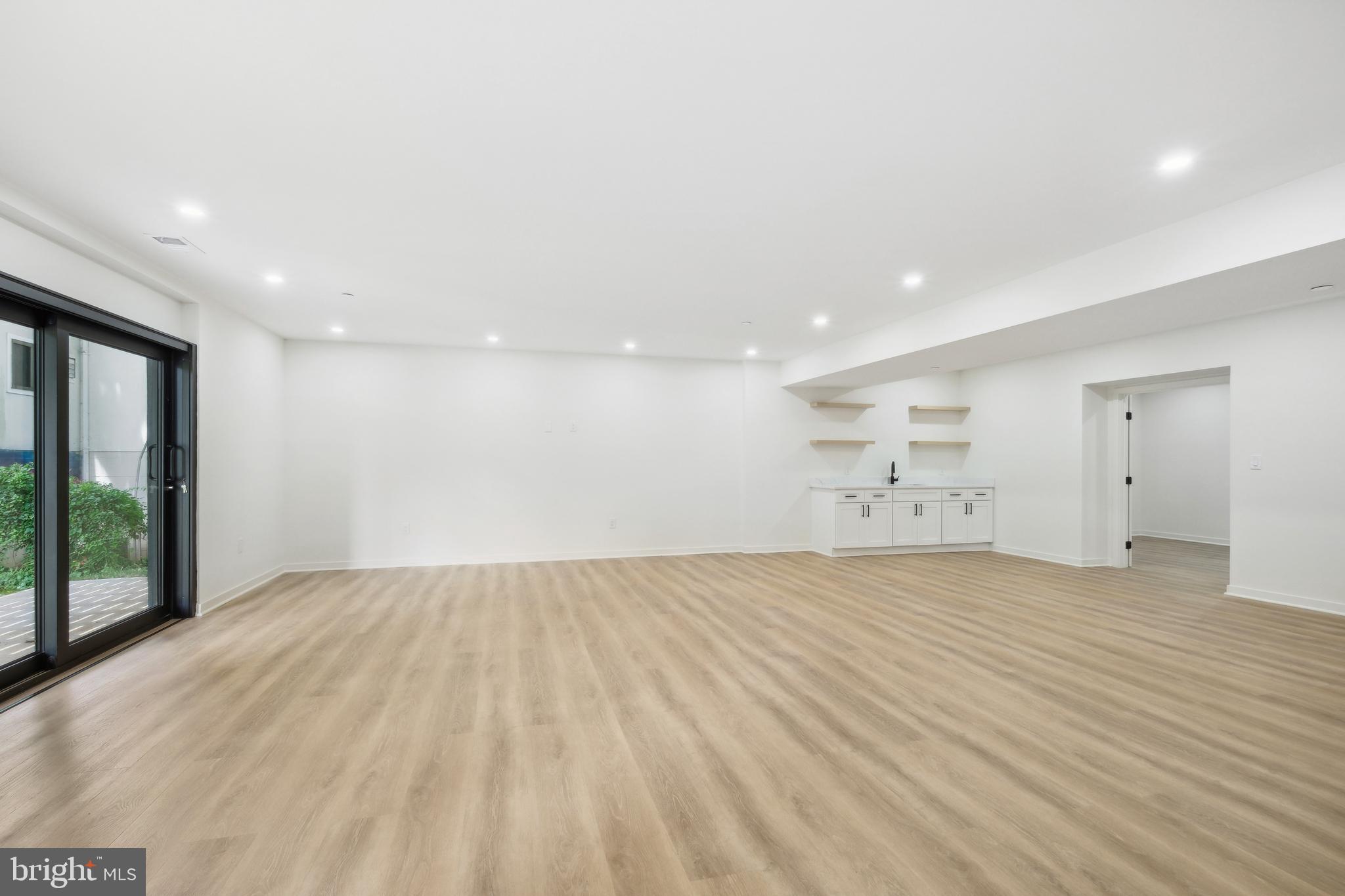 KENSINGTON TERRACE - Residential