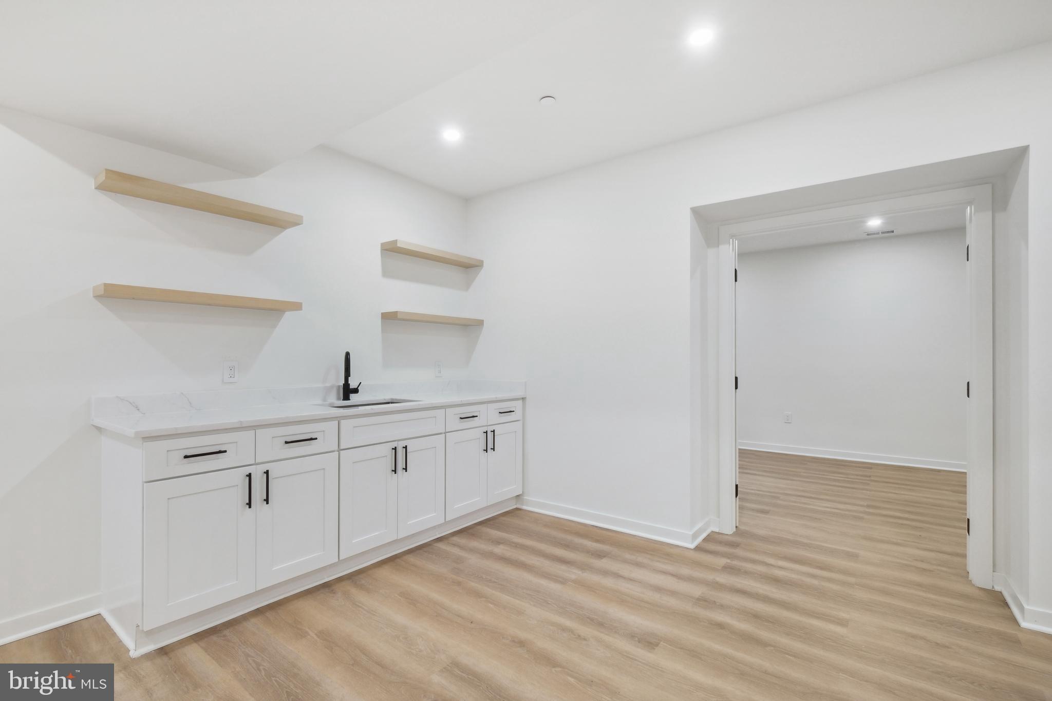 KENSINGTON TERRACE - Residential