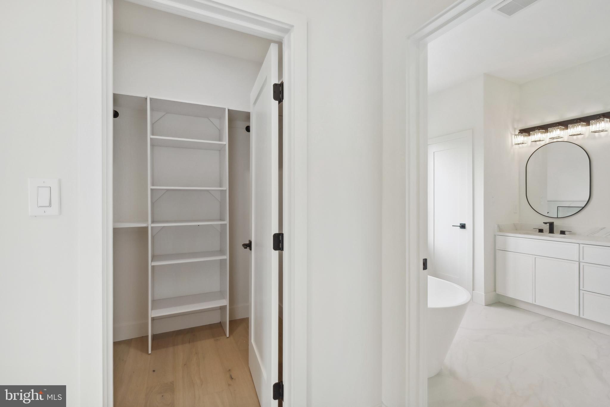 KENSINGTON TERRACE - Residential