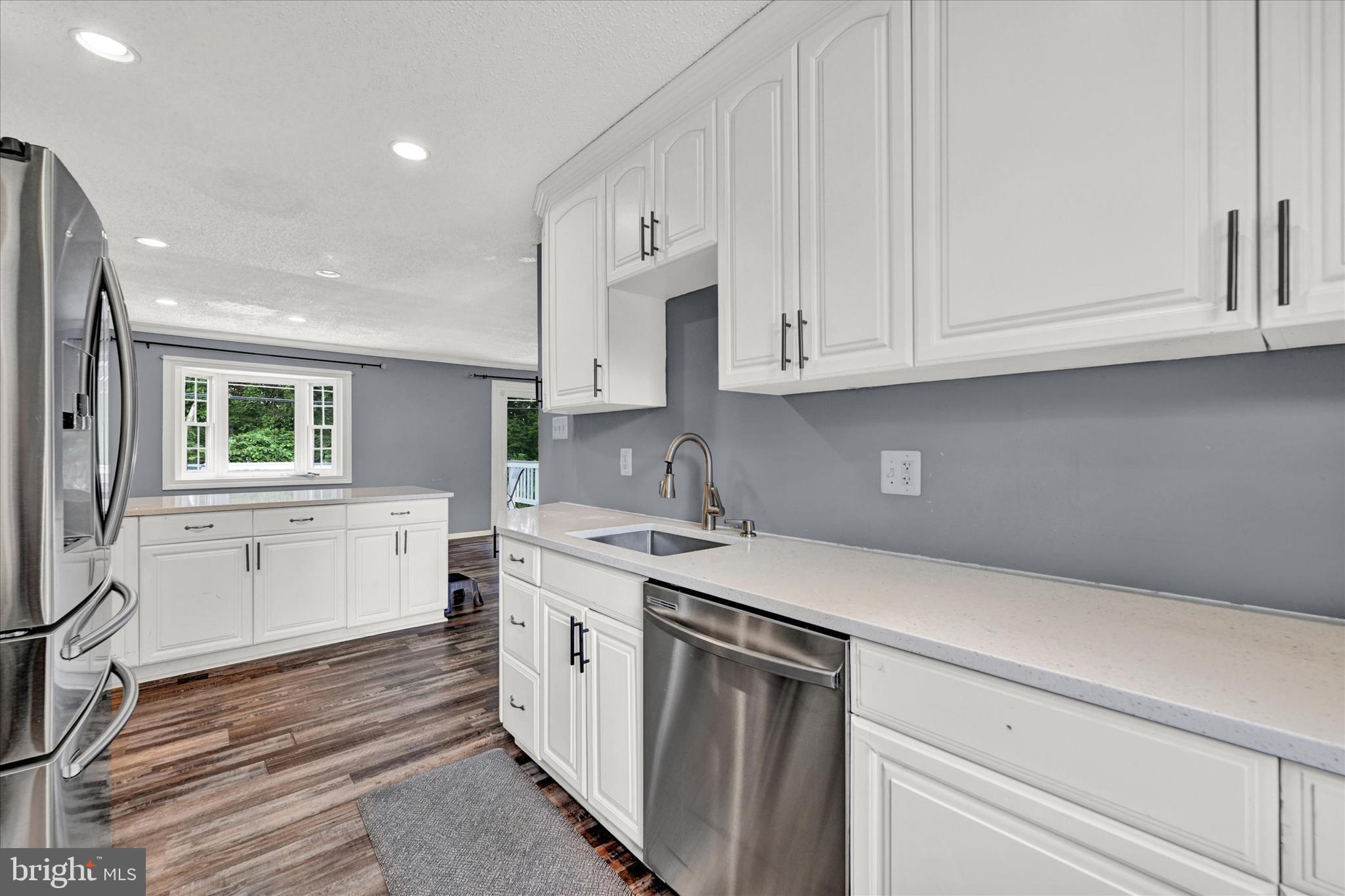 COLONY RIDGE - Residential Lease