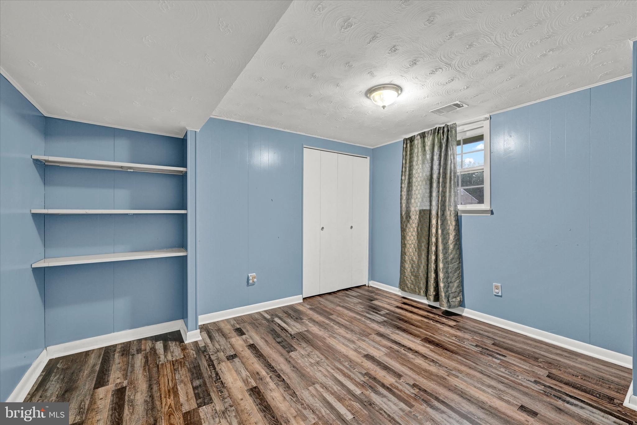 COLONY RIDGE - Residential Lease