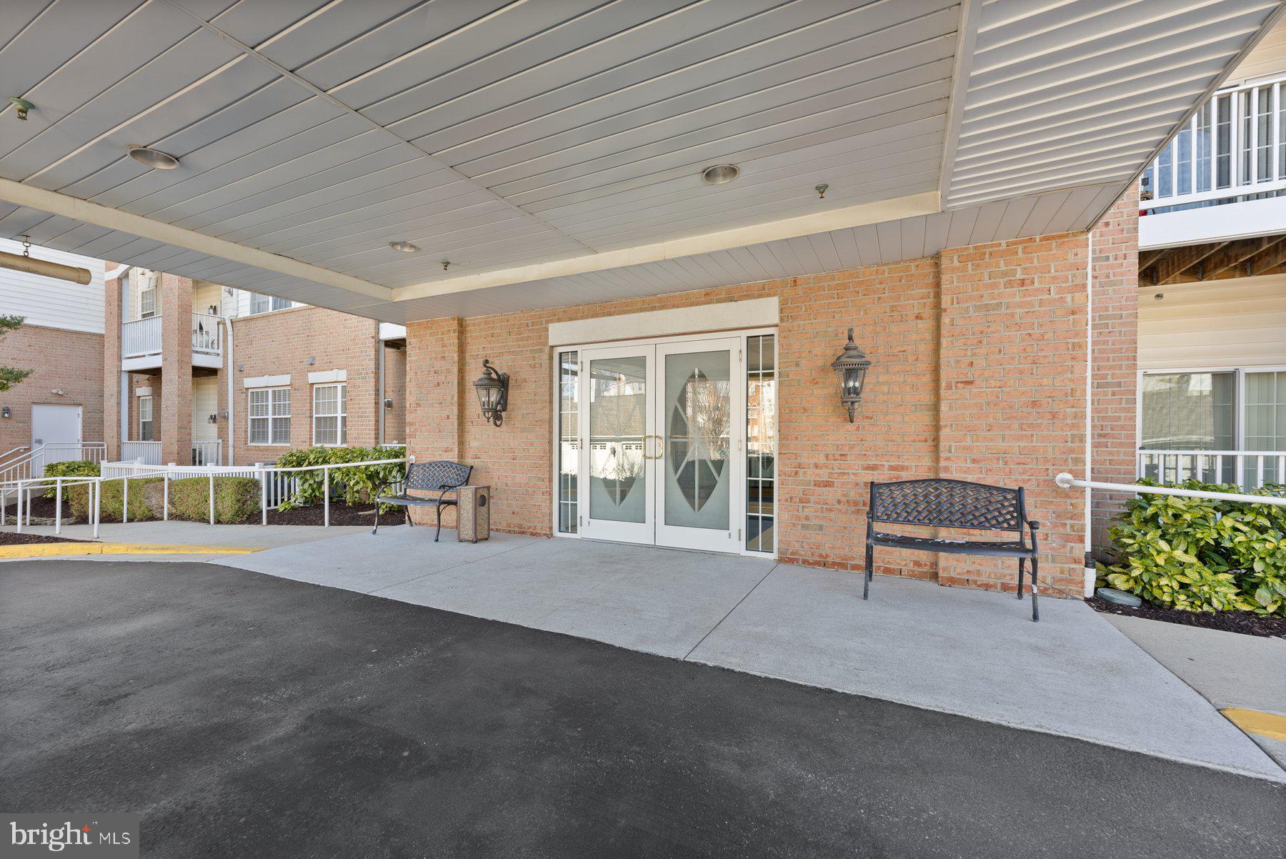 2607 CHAPEL LAKE DRIVE 313