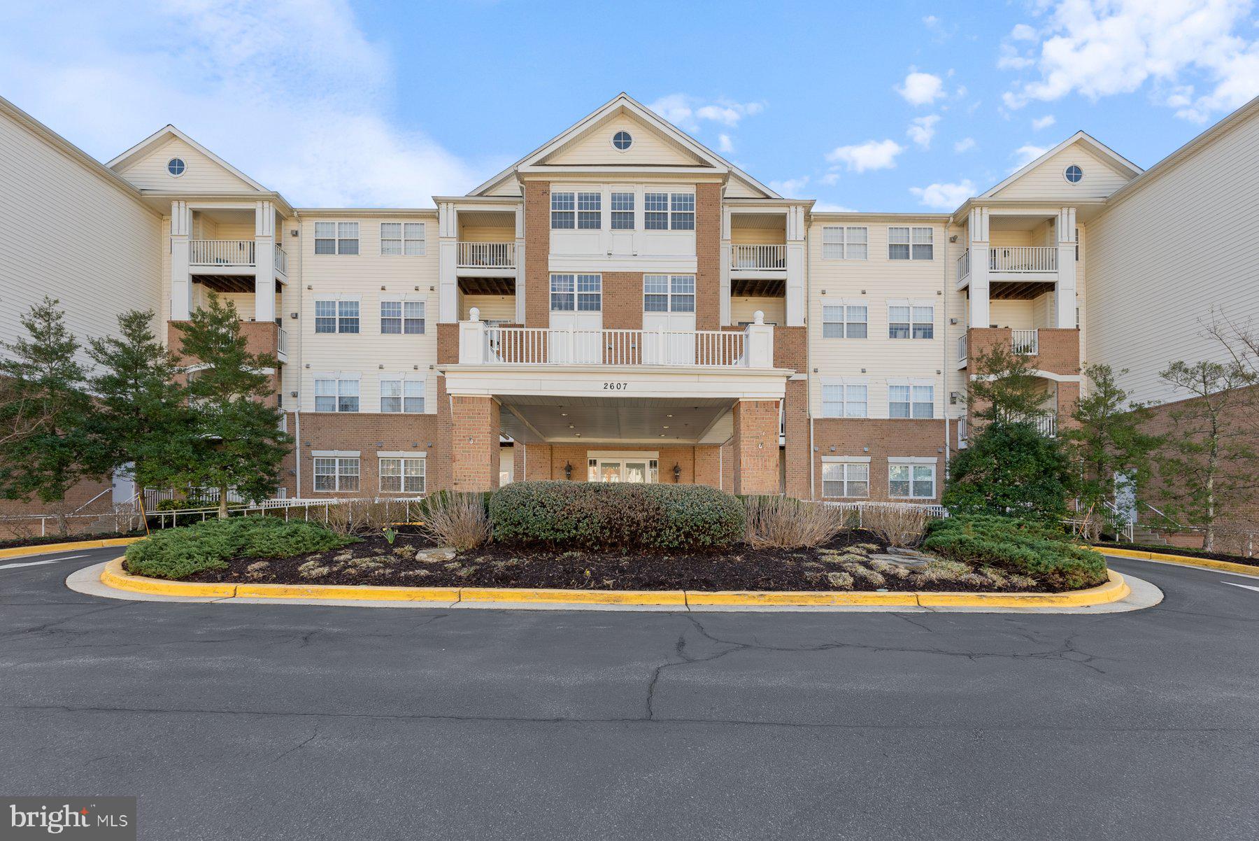 2607 CHAPEL LAKE DRIVE 313