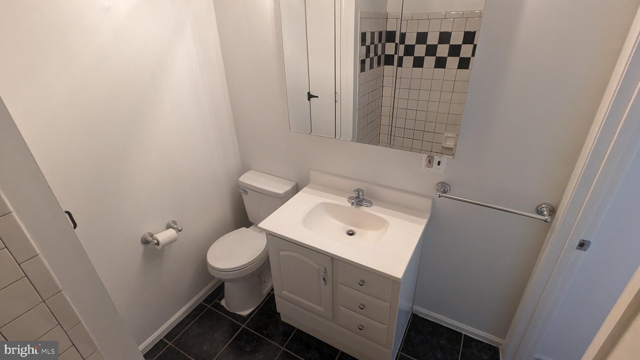 GRADUATE HOSPITAL - Residential Income