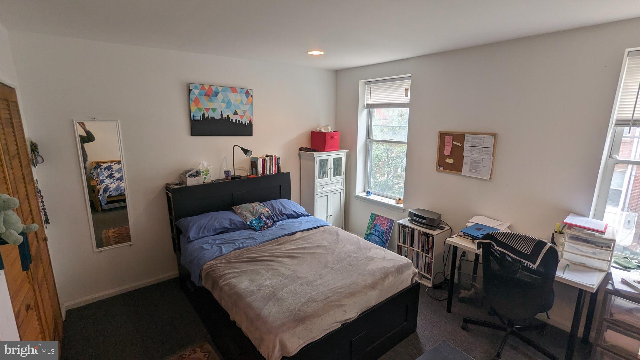 GRADUATE HOSPITAL - Residential Income