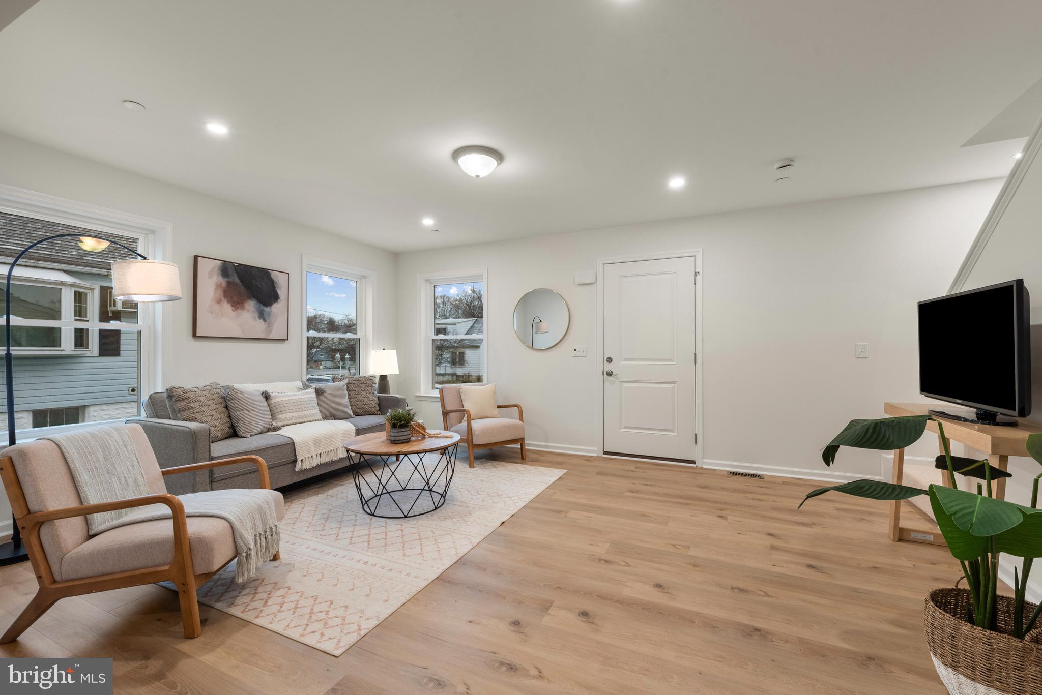 ROSEMONT - Residential