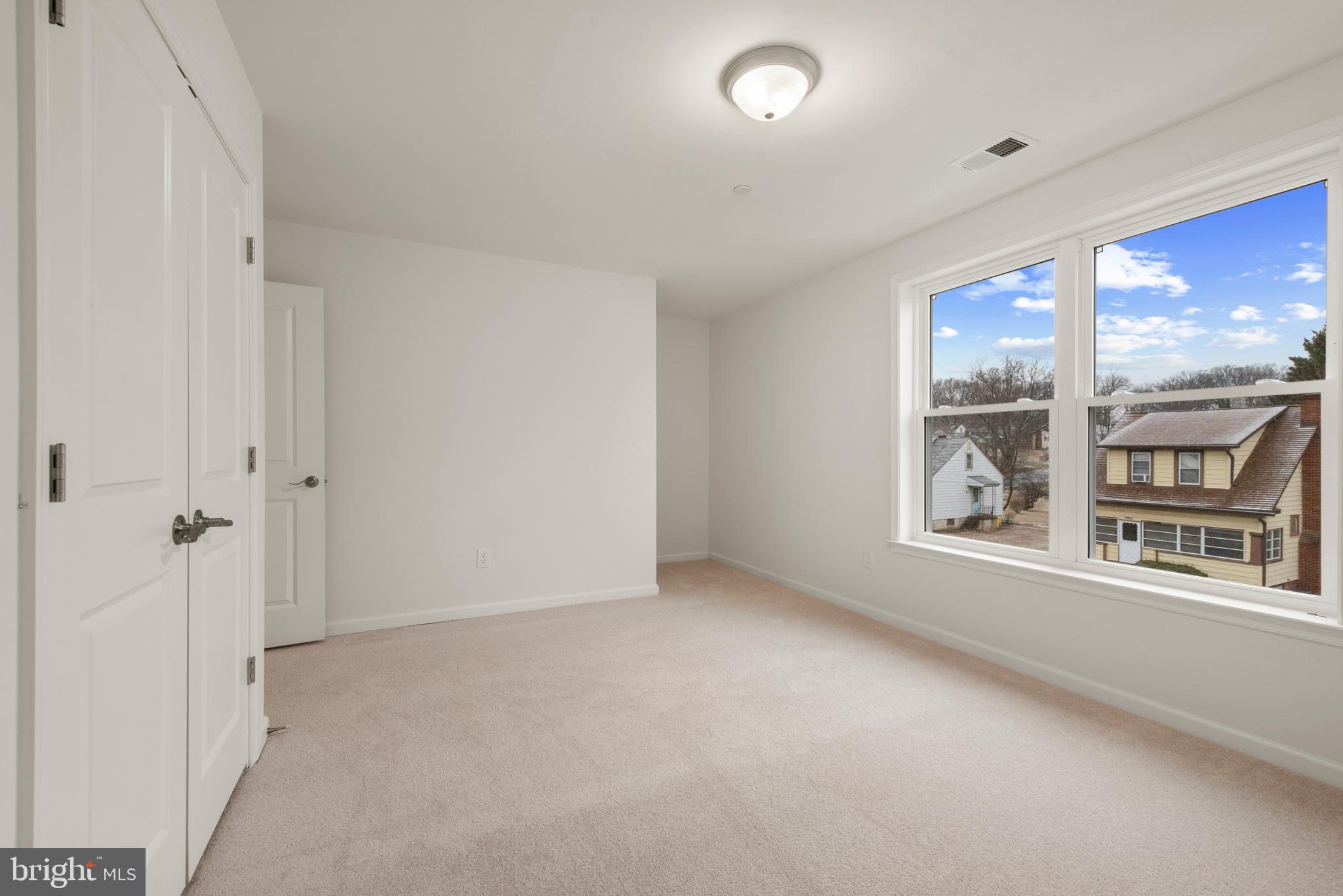 ROSEMONT - Residential